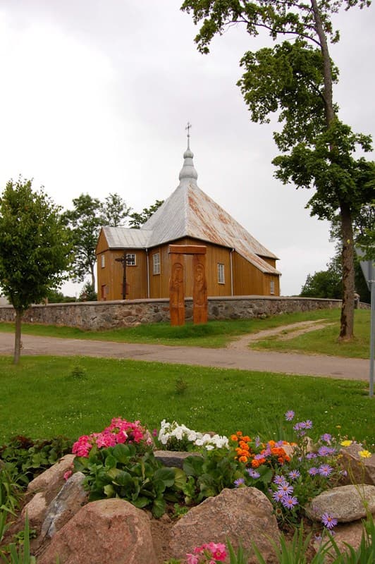 Church of St. Vincent Ferrer, Degučiai