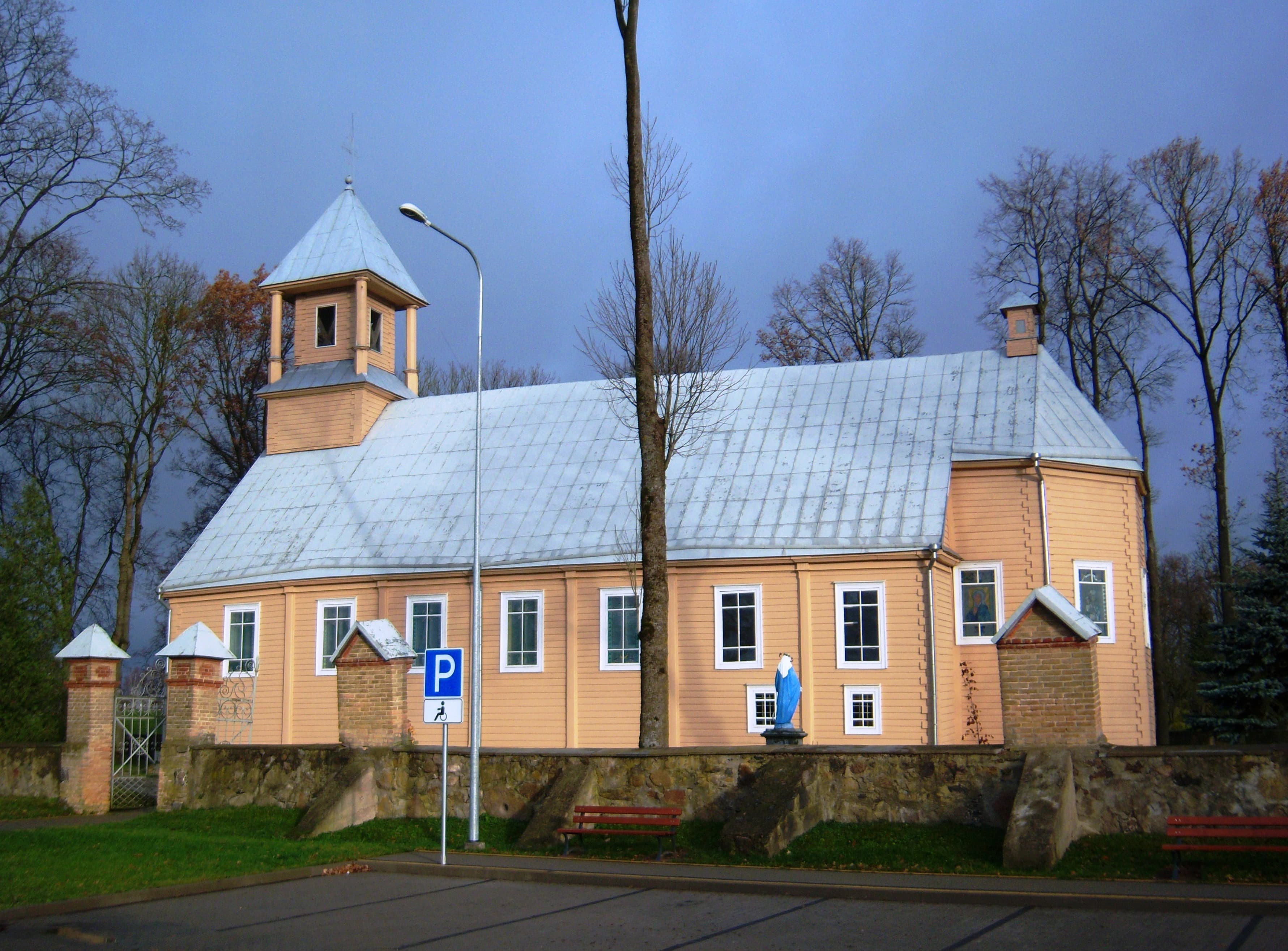 Church of the Holy Trinity, Deltuva