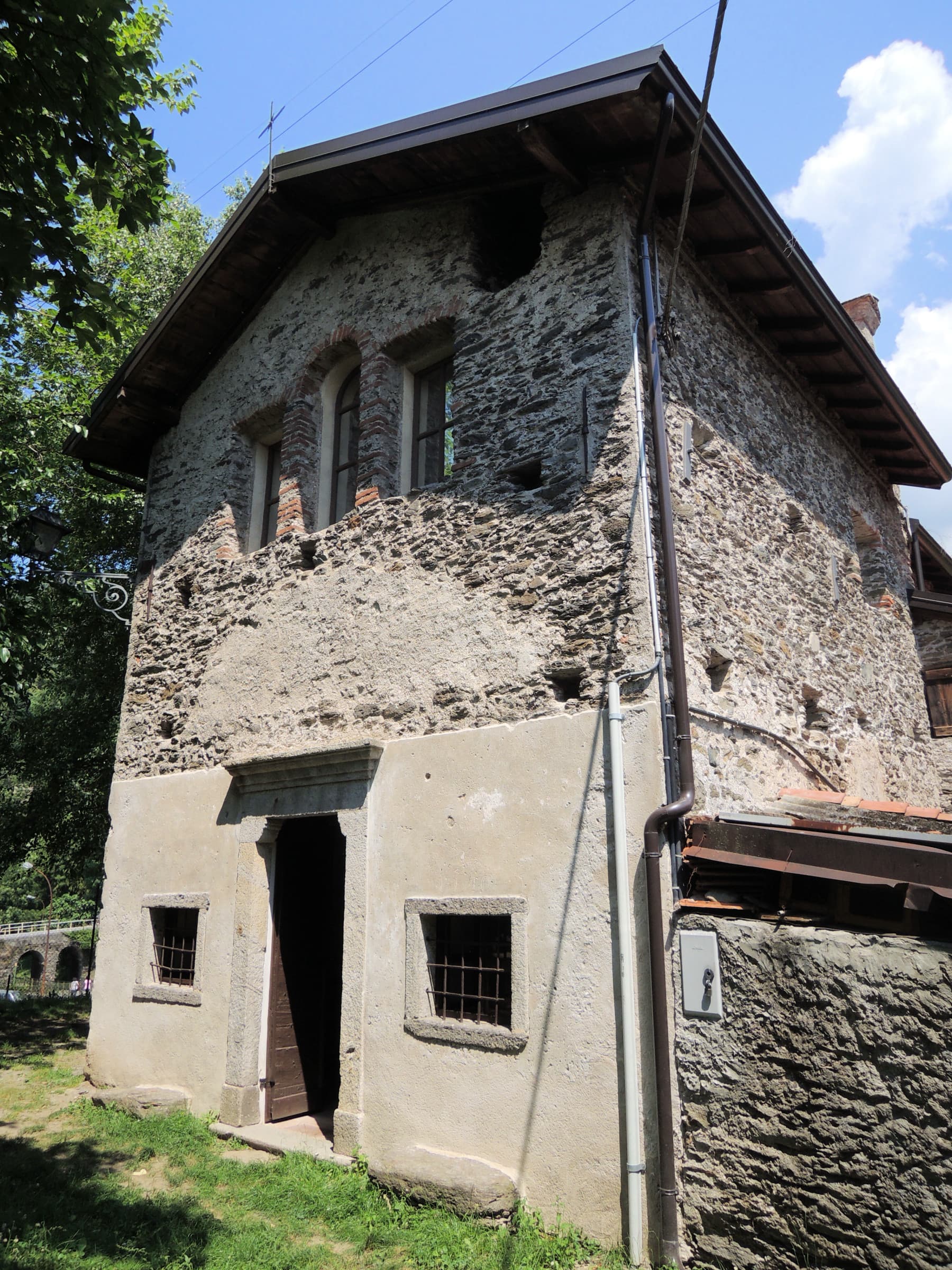 San Leonardo church