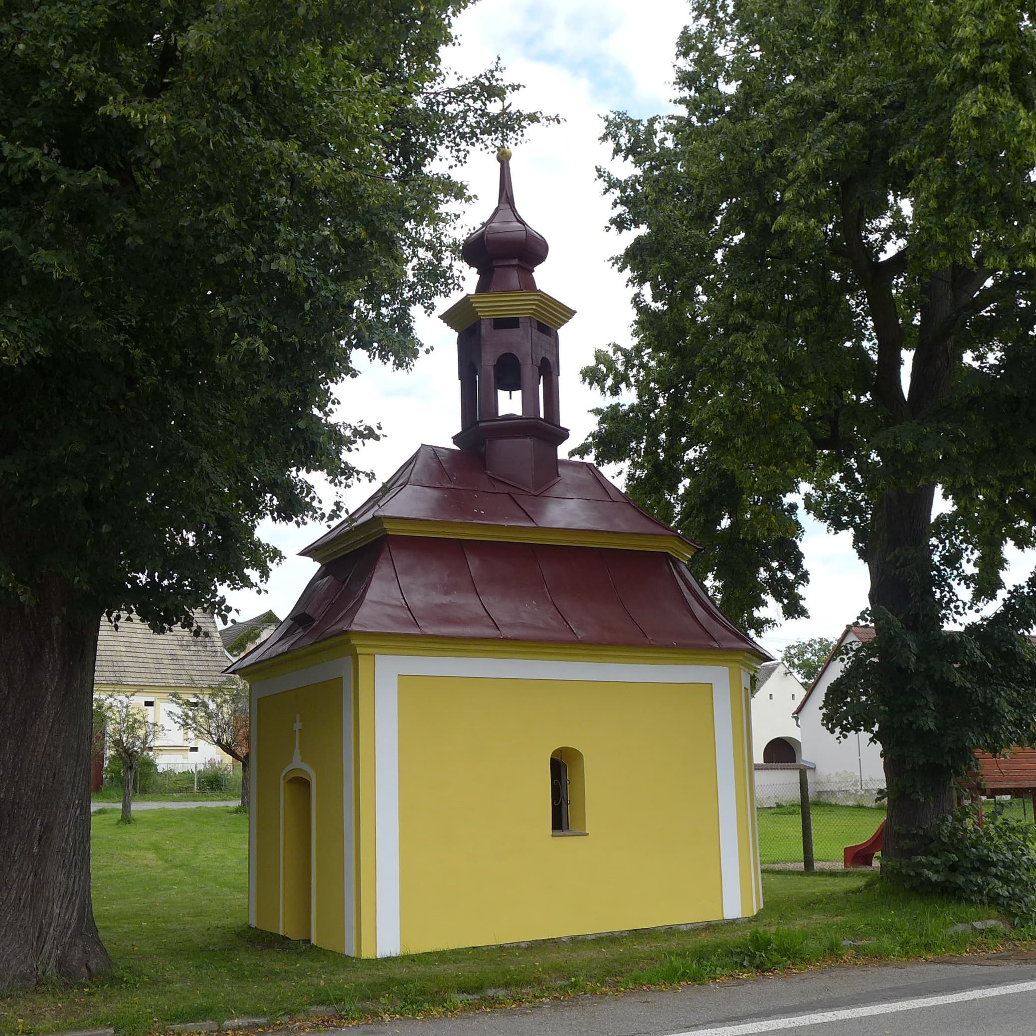 Chapel of the Virgin Mary in Doňov