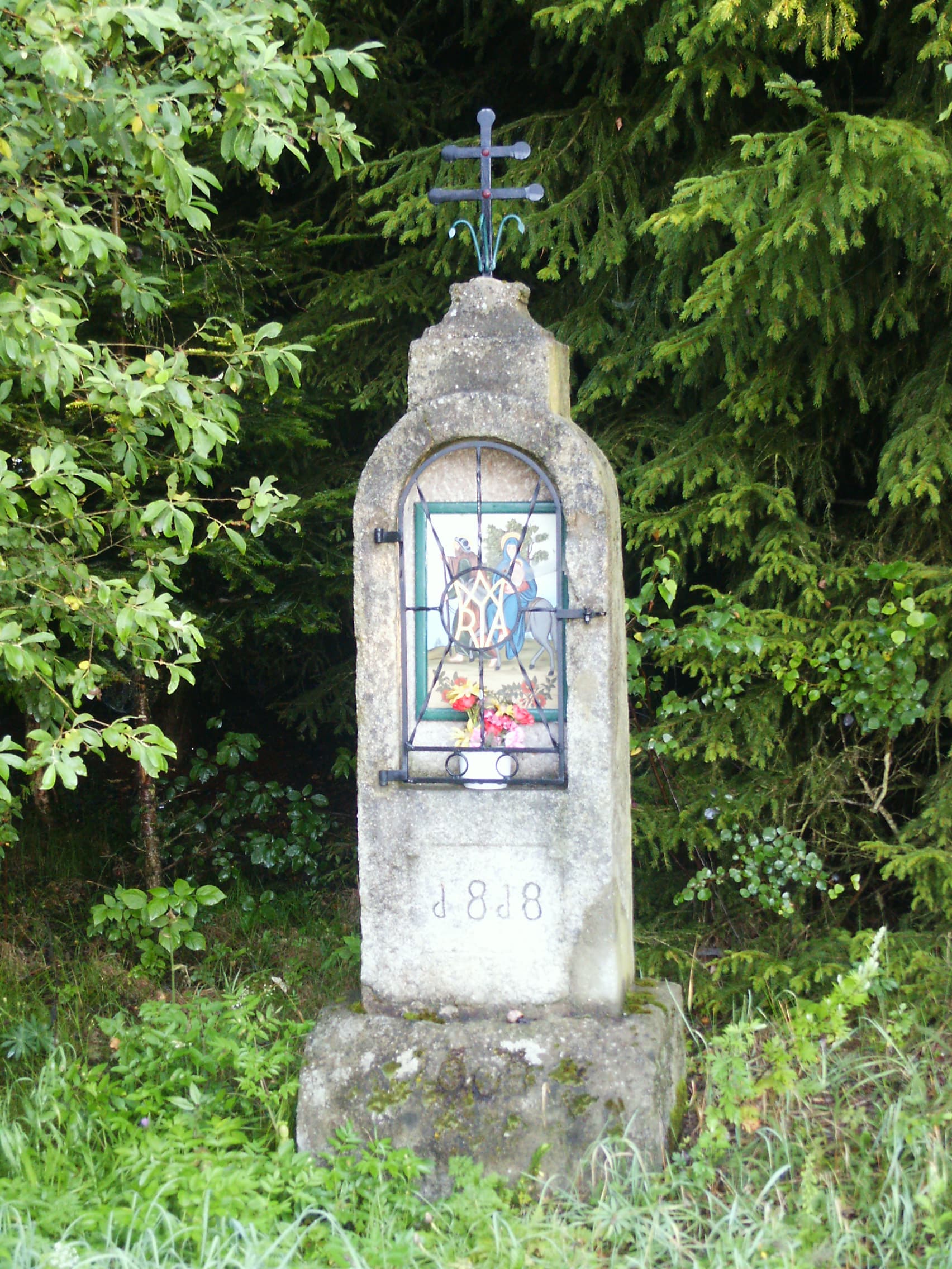Chapel shrine in Dolní Drkolná