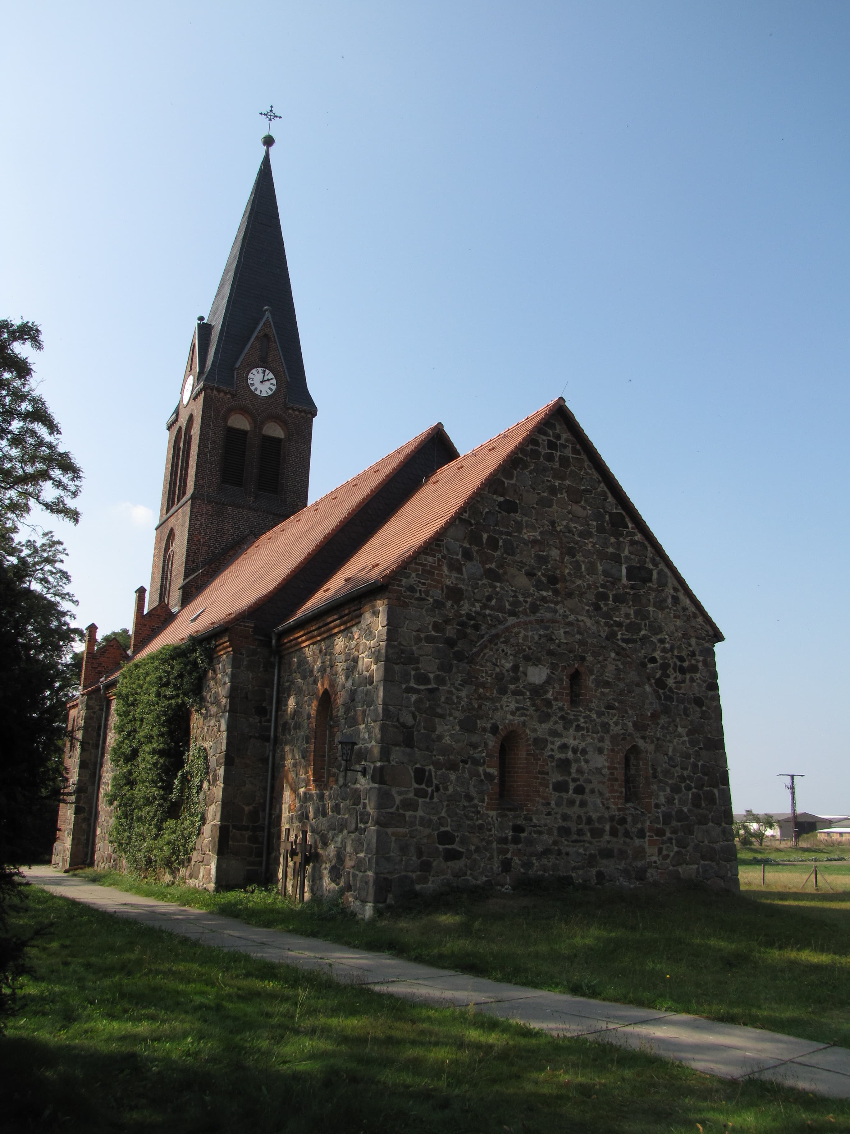 Village church Borgisdorf