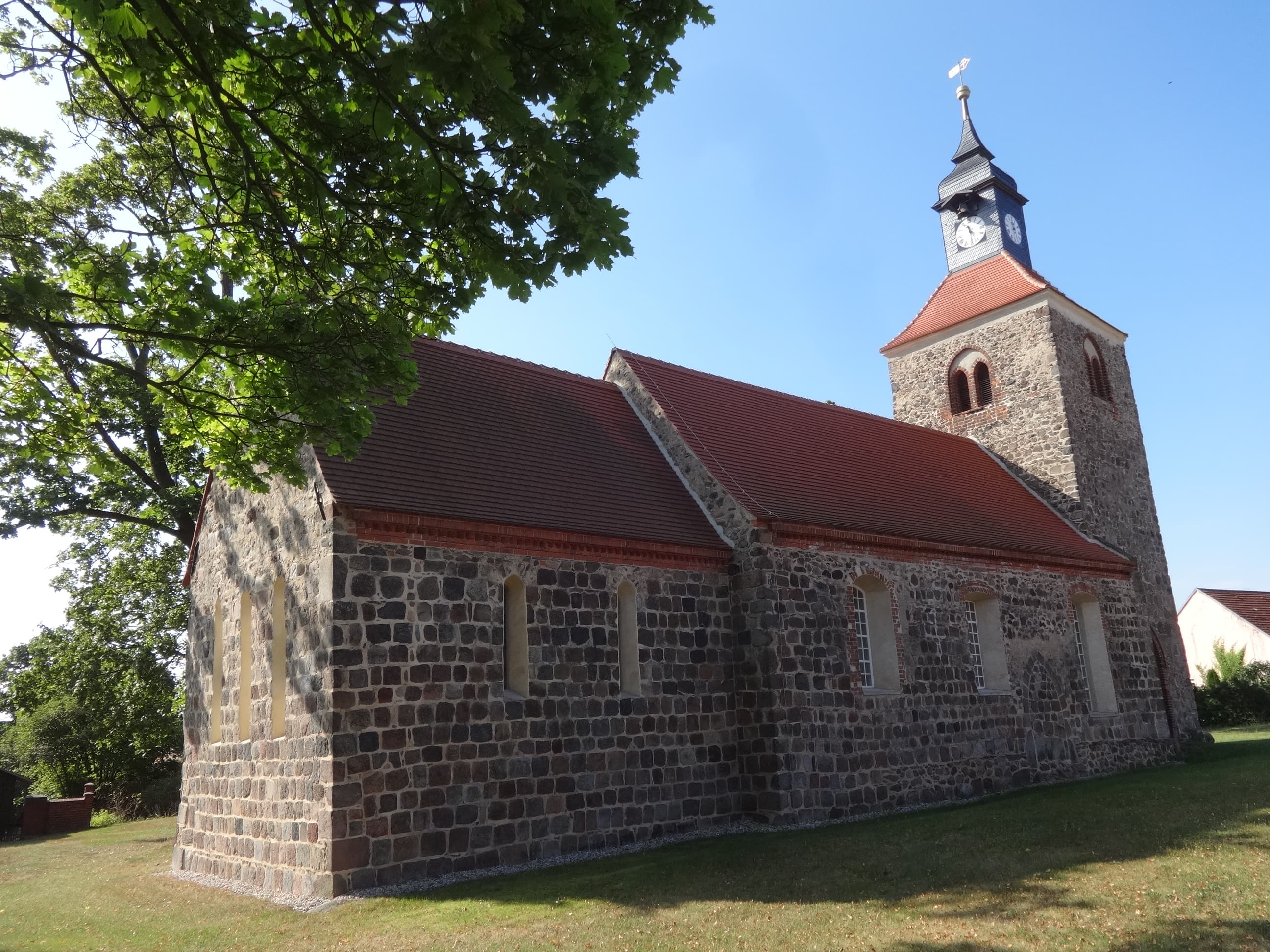 Village church Schlenzer
