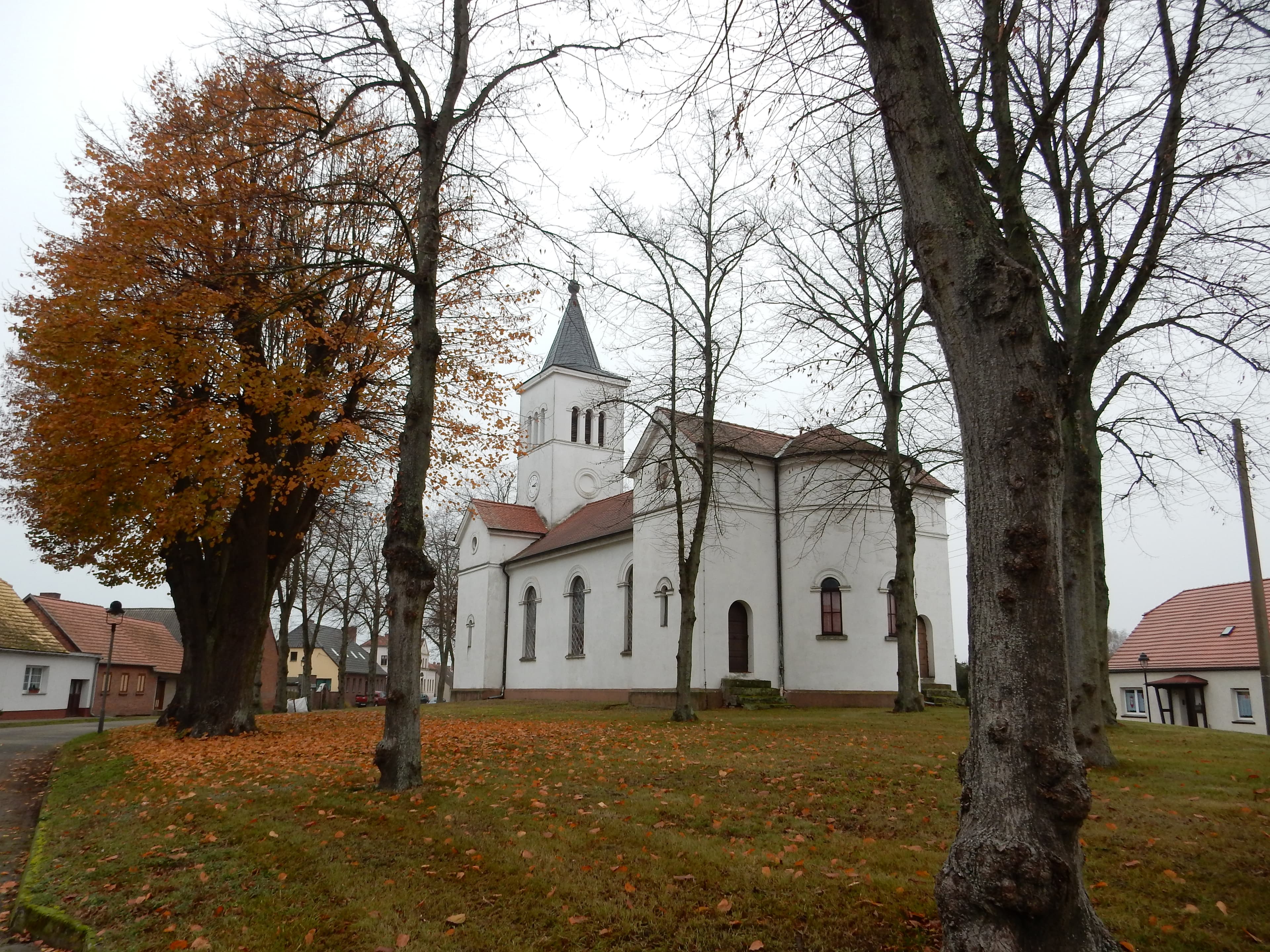 Dorfkirche Warnau