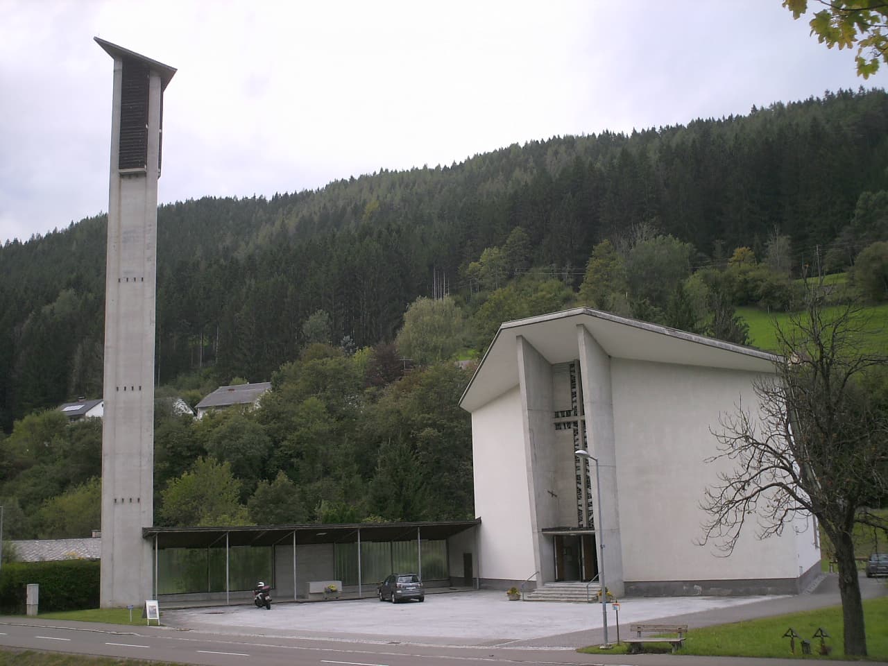 Kath. Pfarrkirche hl. Dreifaltigkeit