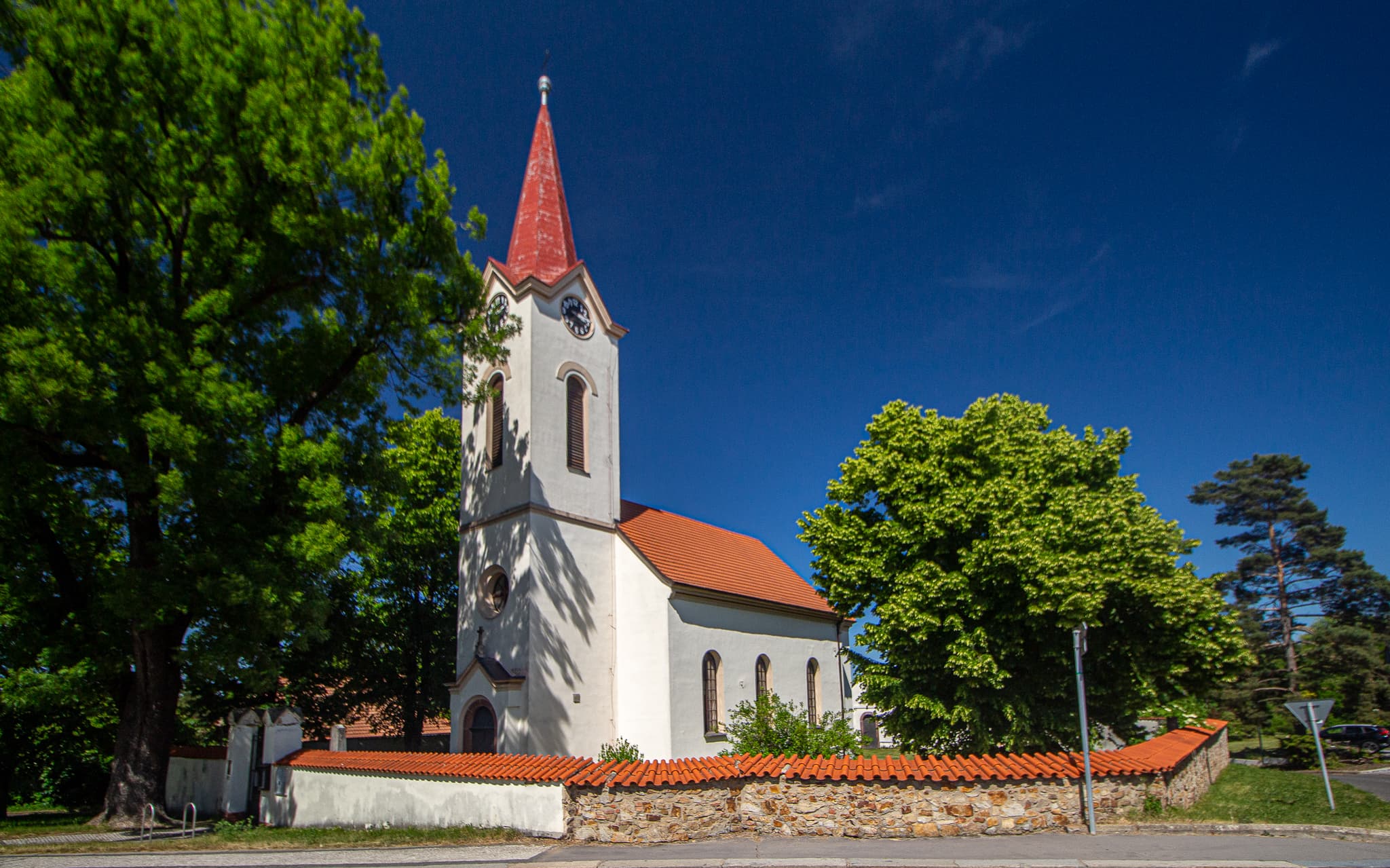 Church of Saint Peter in Dubeč