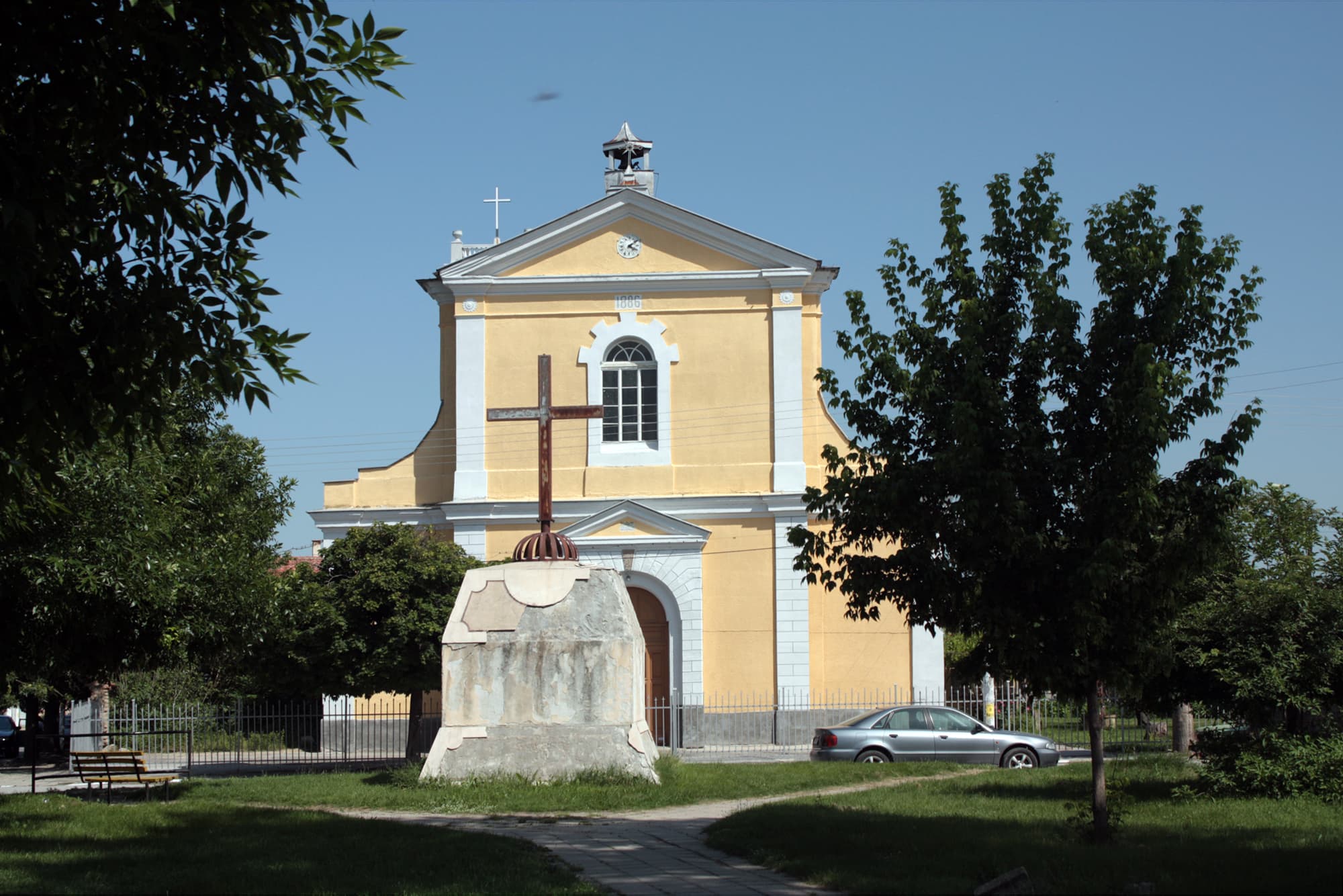Our Lady of Sorrows Church, Duvanlii