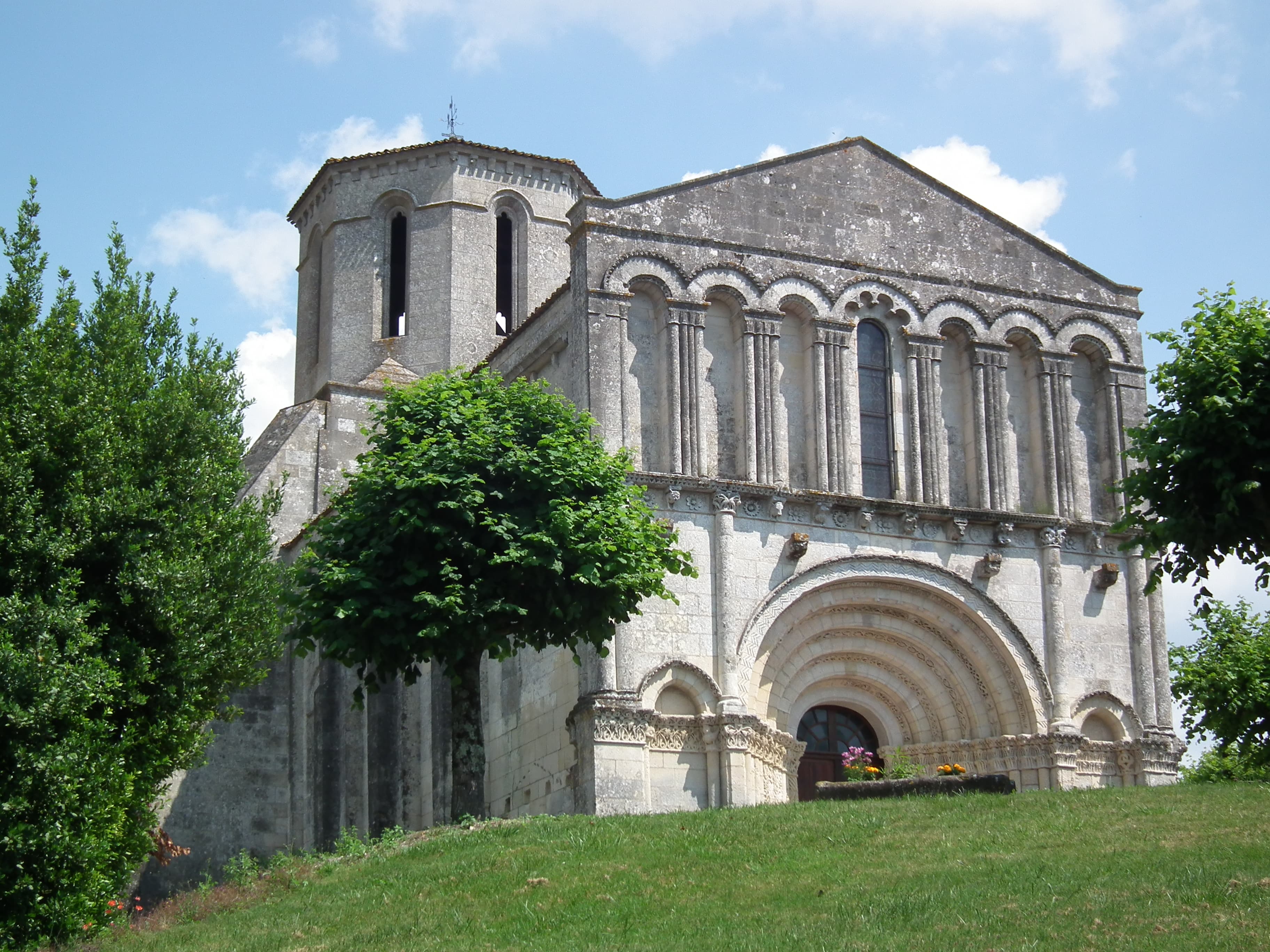 Église Saint-Pierre