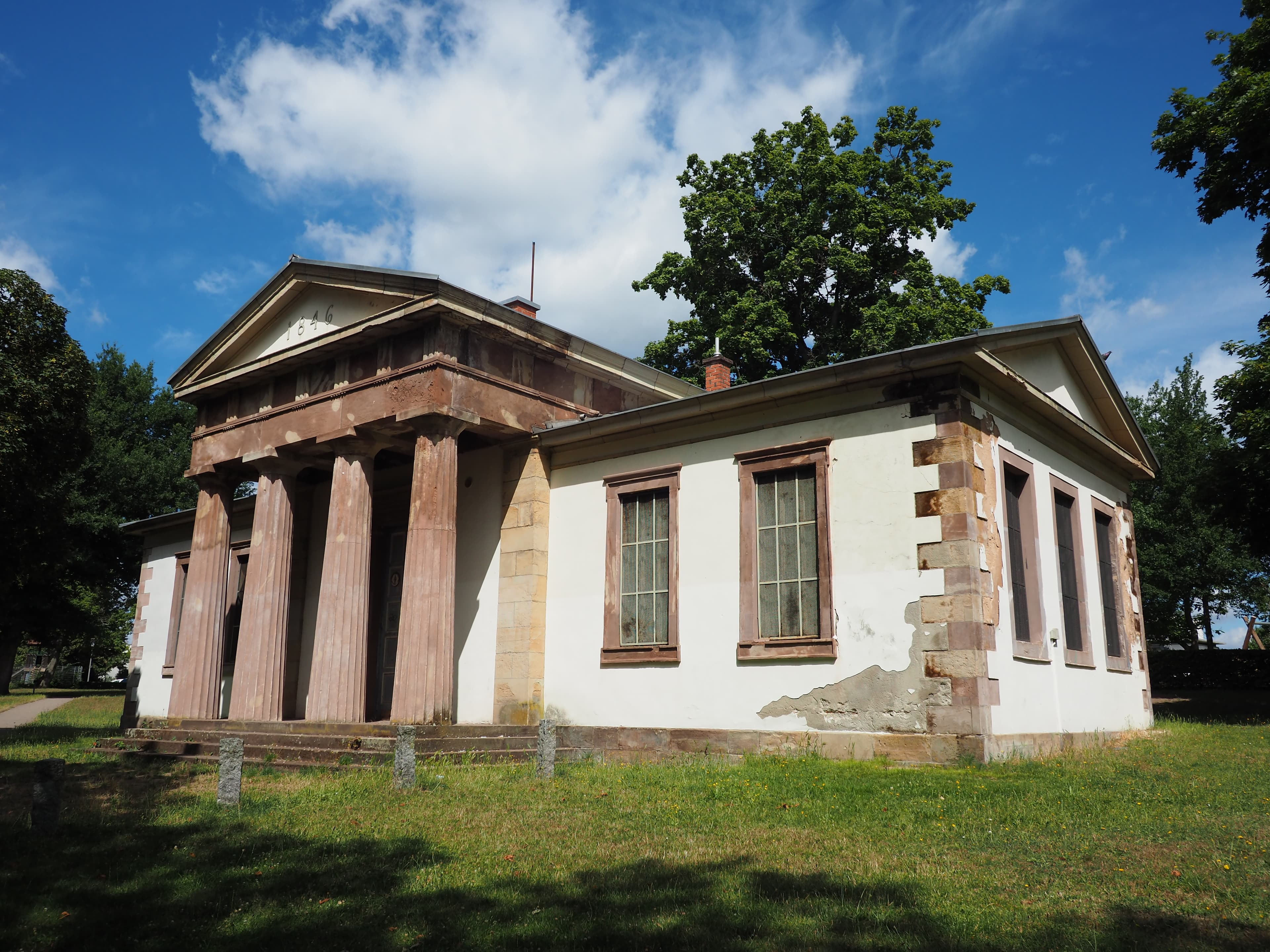 Friedhofskapelle im Echelmeyerpark