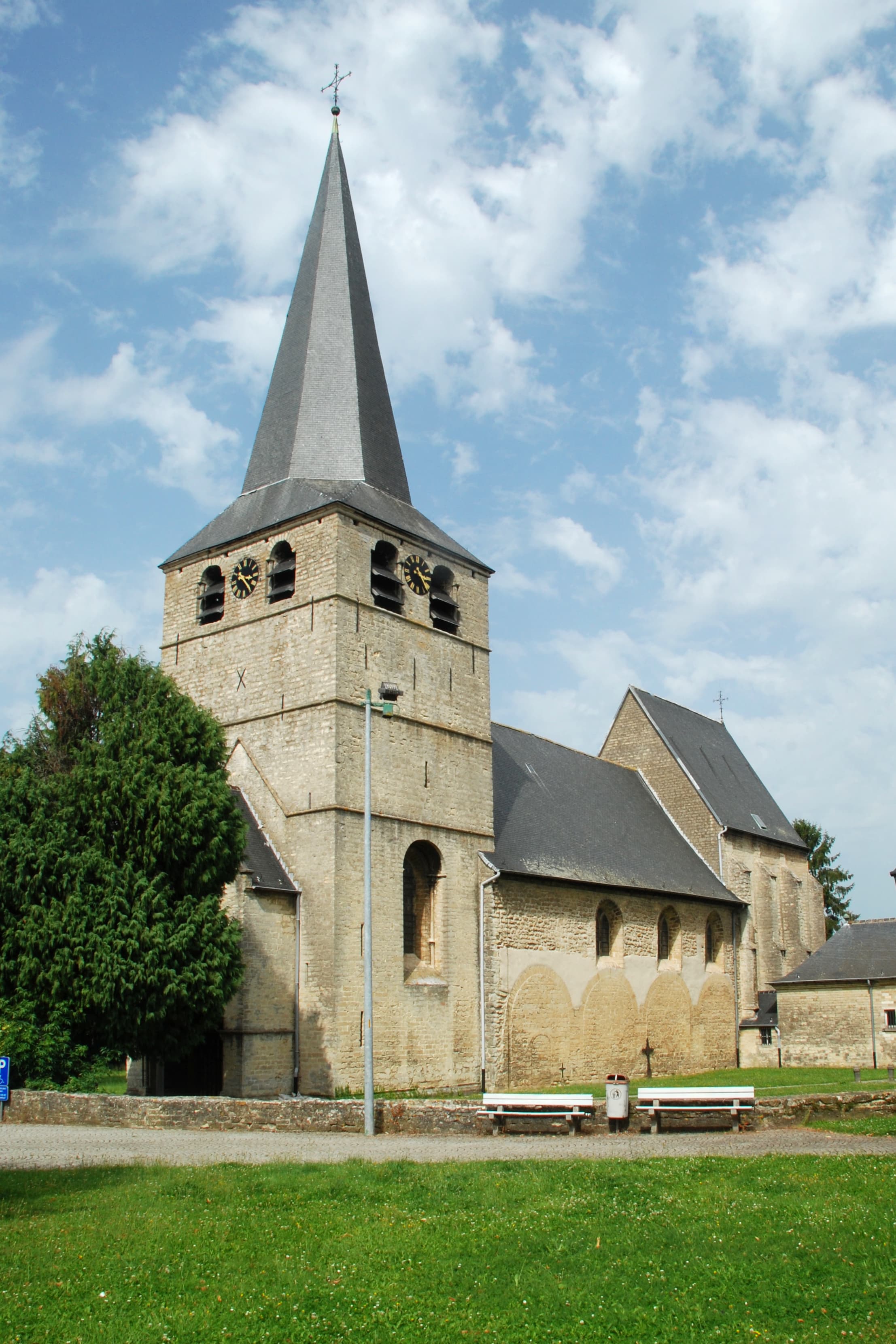 Church of St. Mary (Winksele)