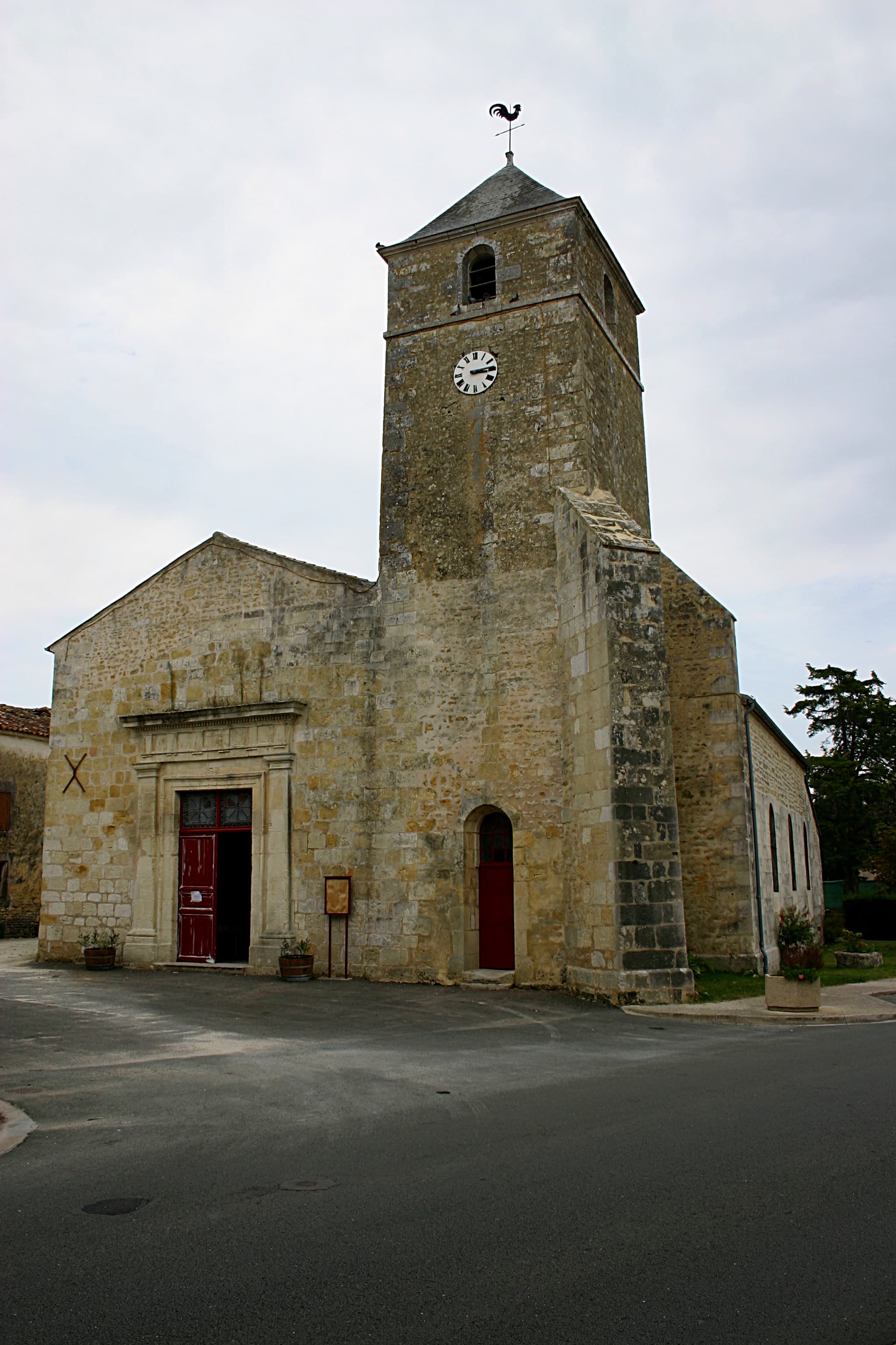 Église Saint-Gemme de Brizambourg