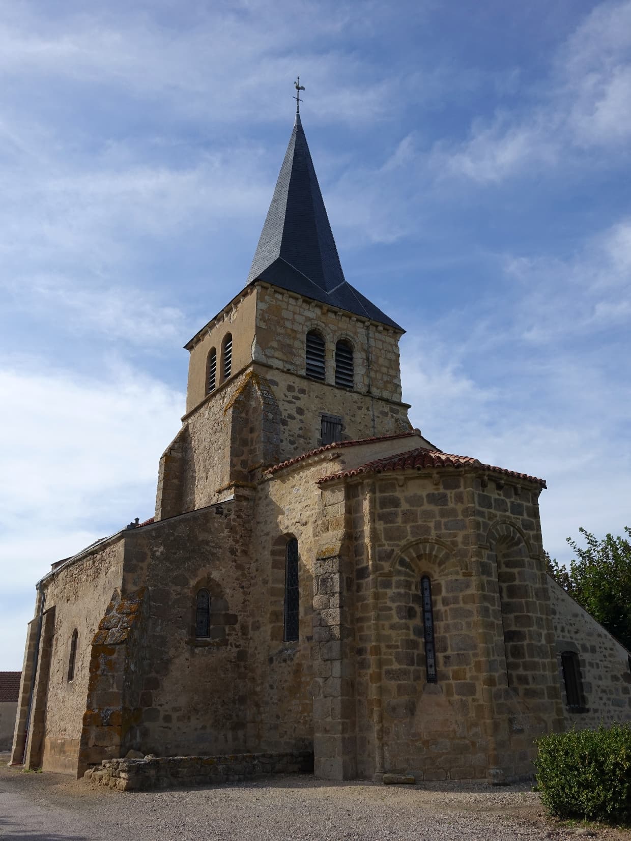 Église Saint-Laurent de Sazeret