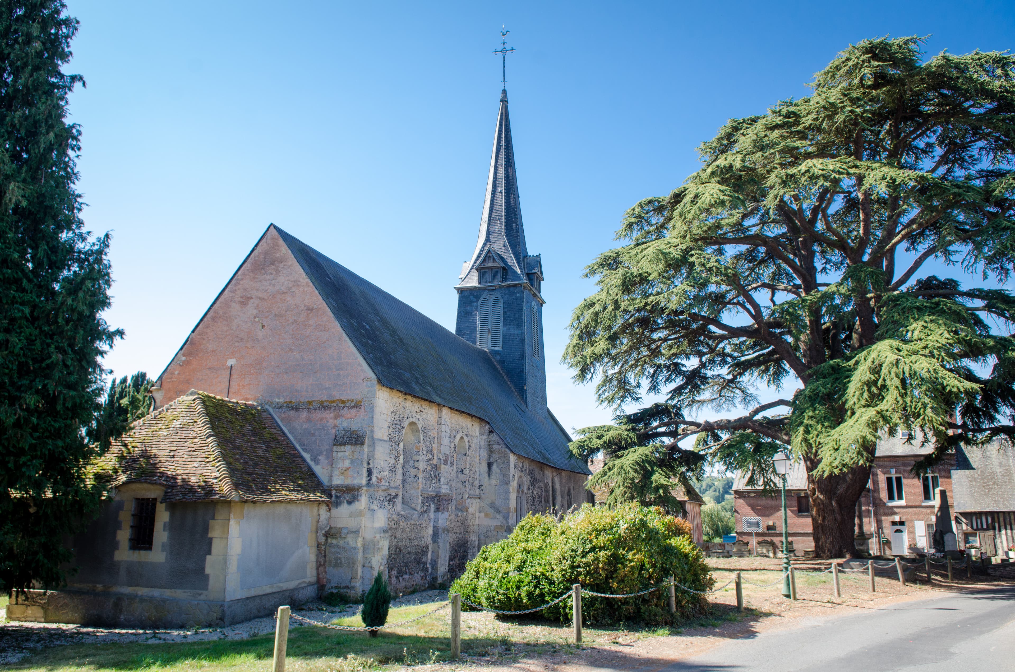Église Saint-André du Mesnil-Durand