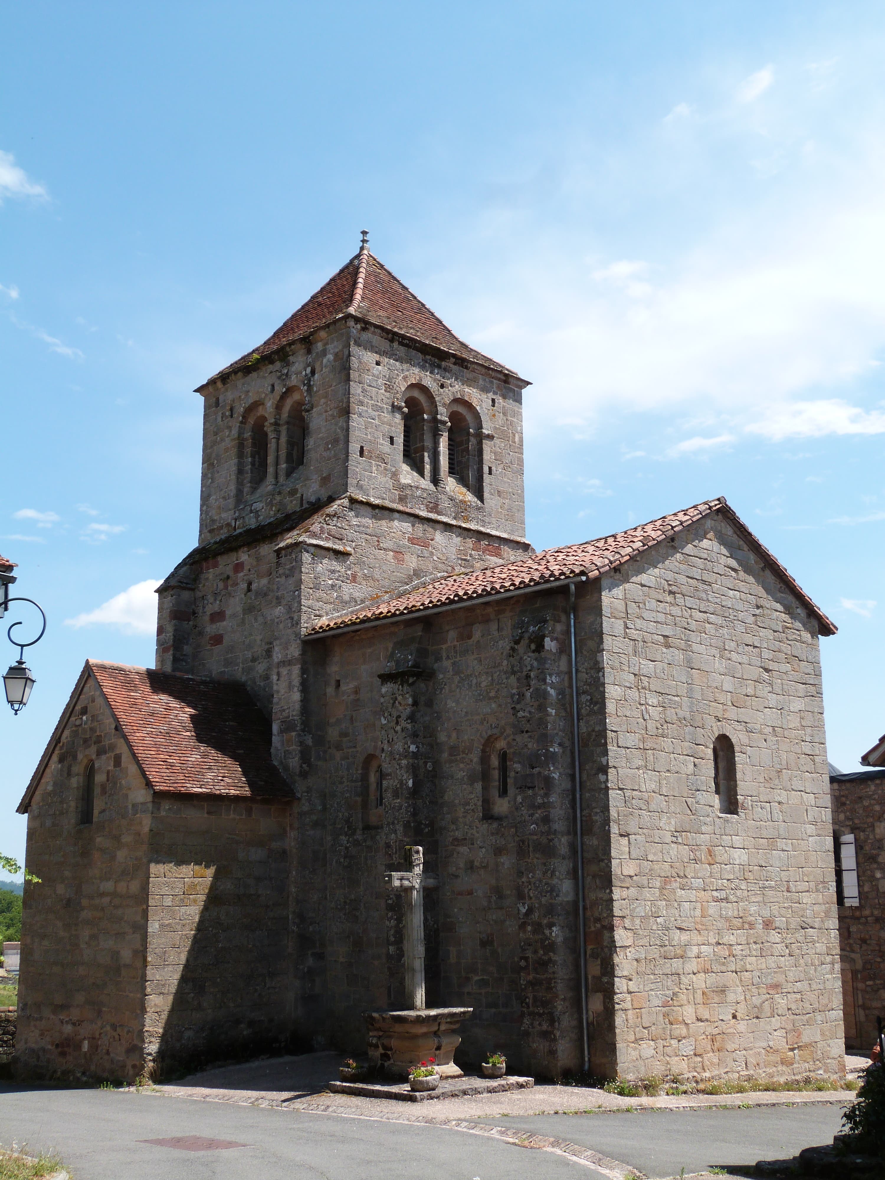 Église Sainte-Croix du Bouyssou