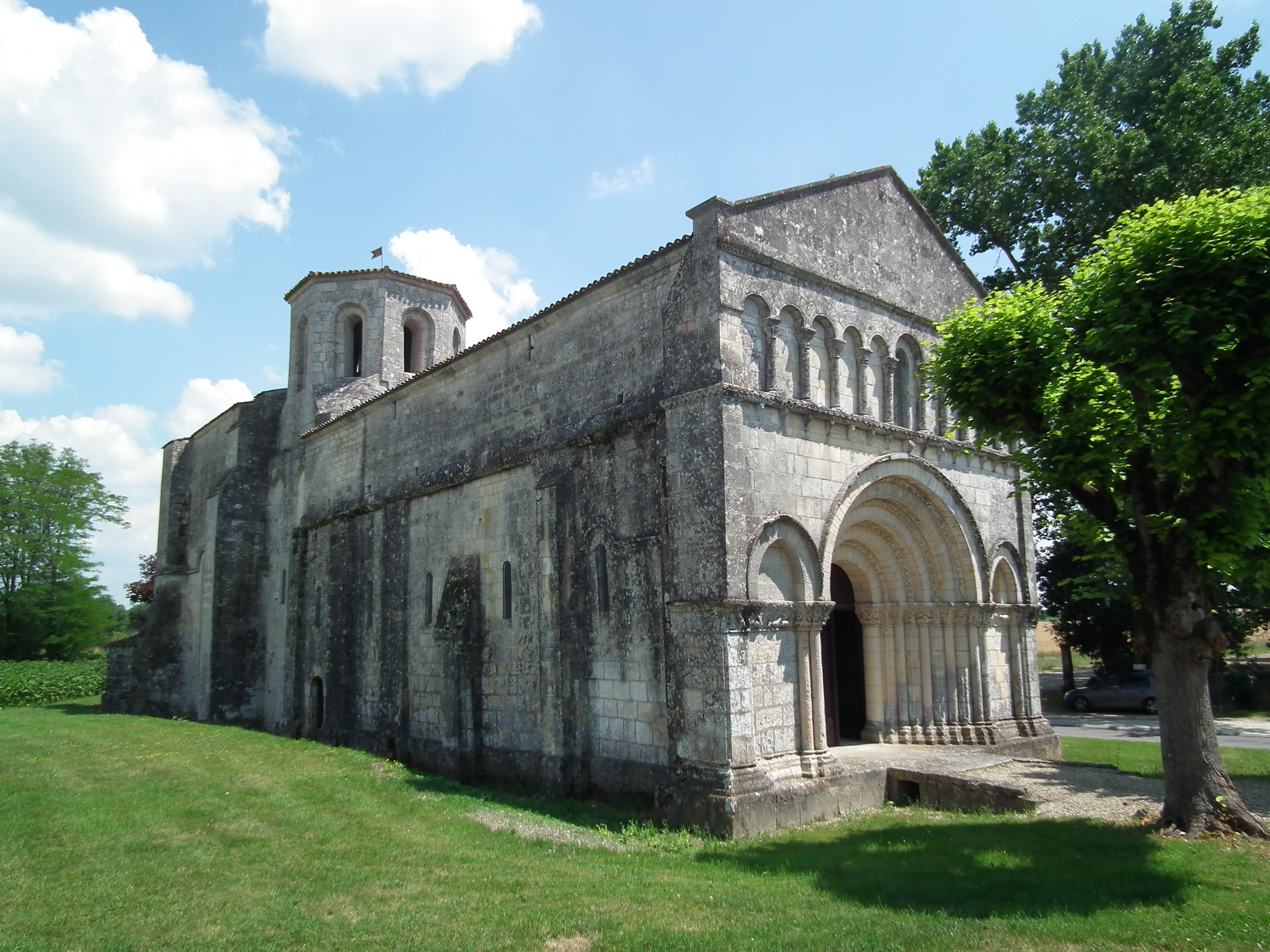 Église Notre-Dame de Biron