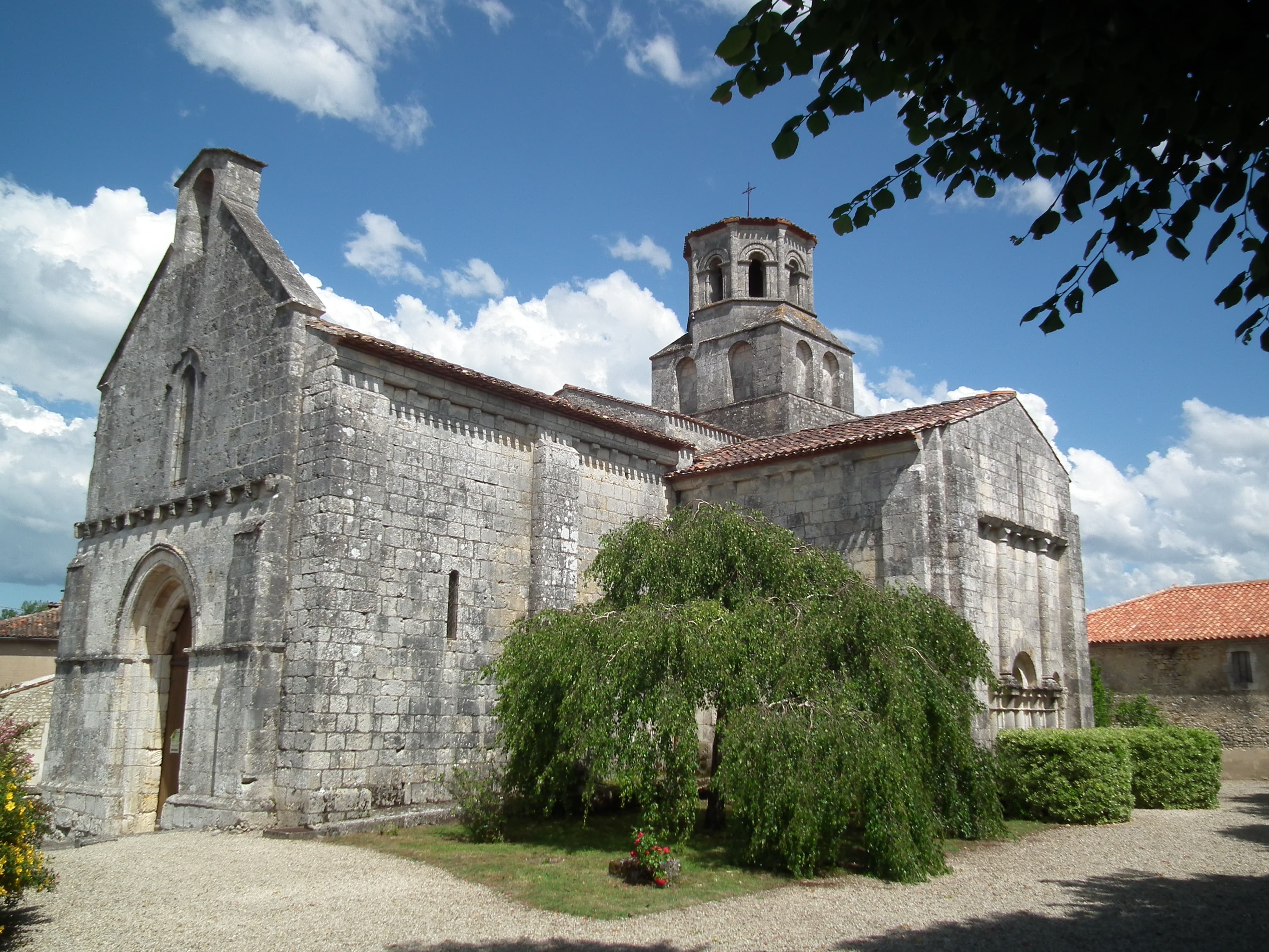 Église Saint-Pierre-ès-Liens de Thaims