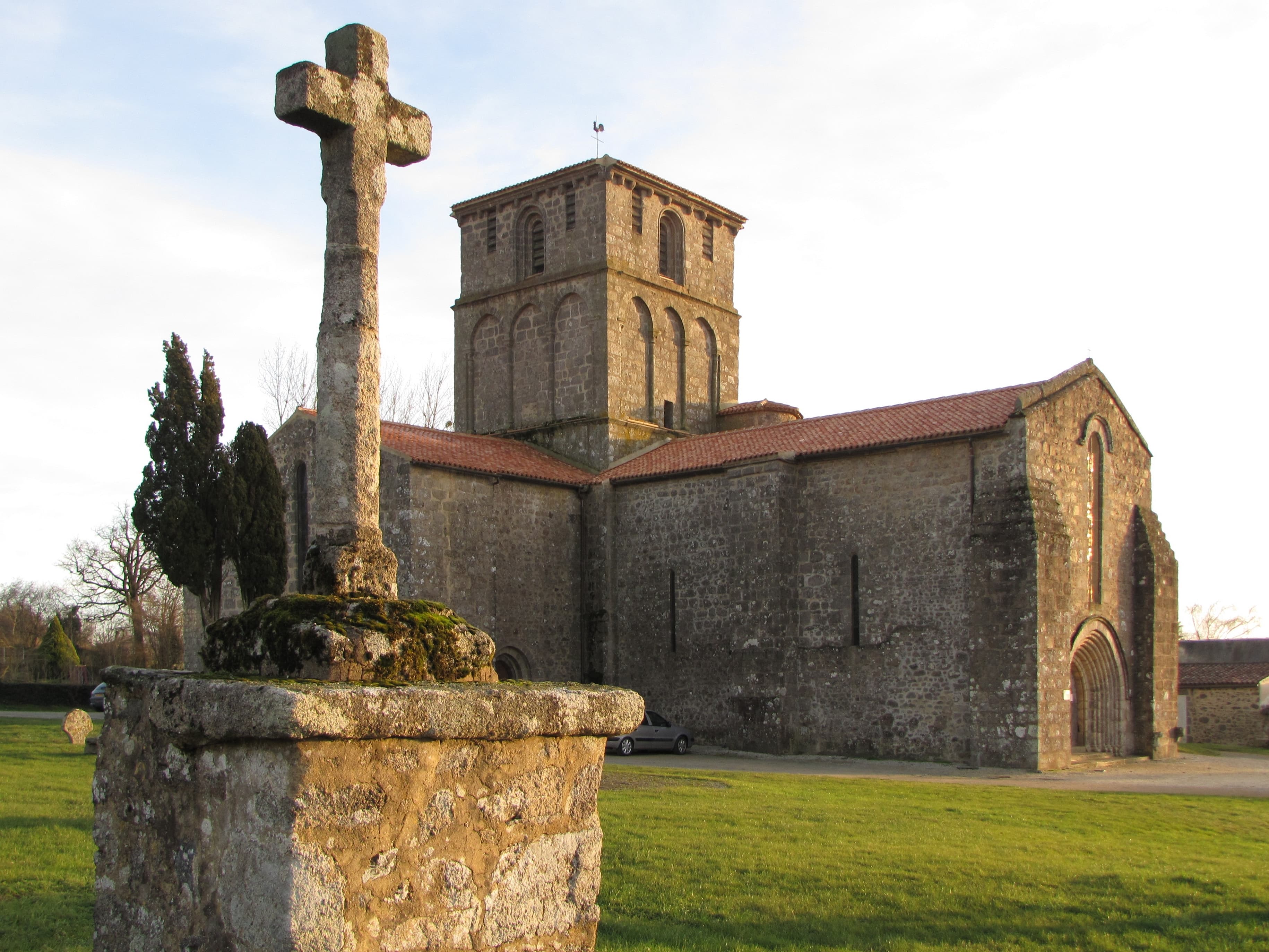 Église Notre-Dame-de-l'Assomption du Vieux-Pouzauges