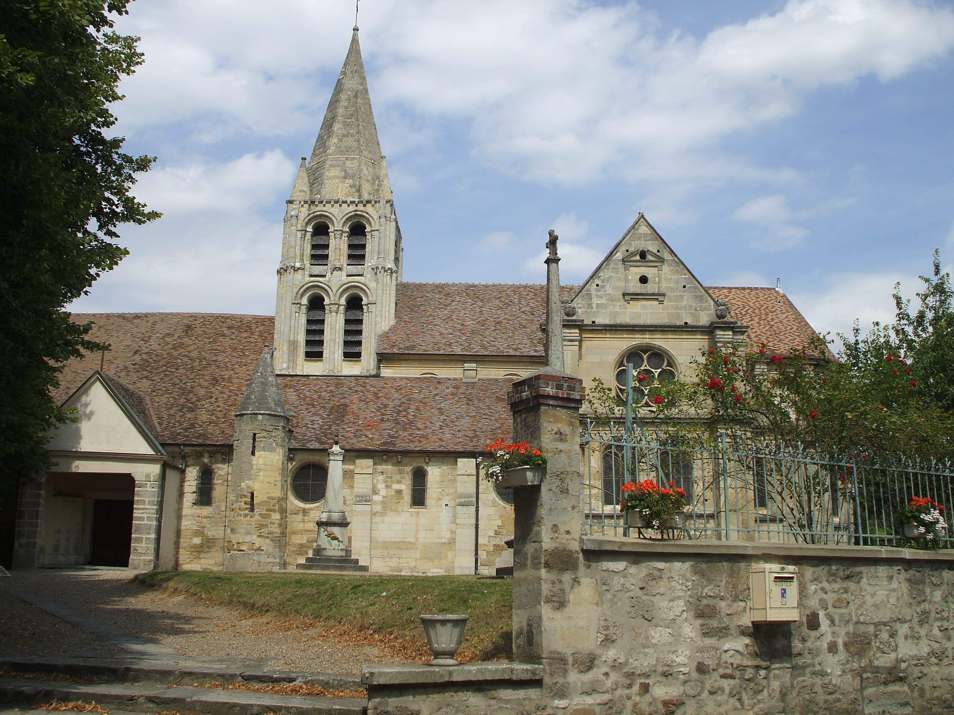 Église Saint-Aubin d'Ennery