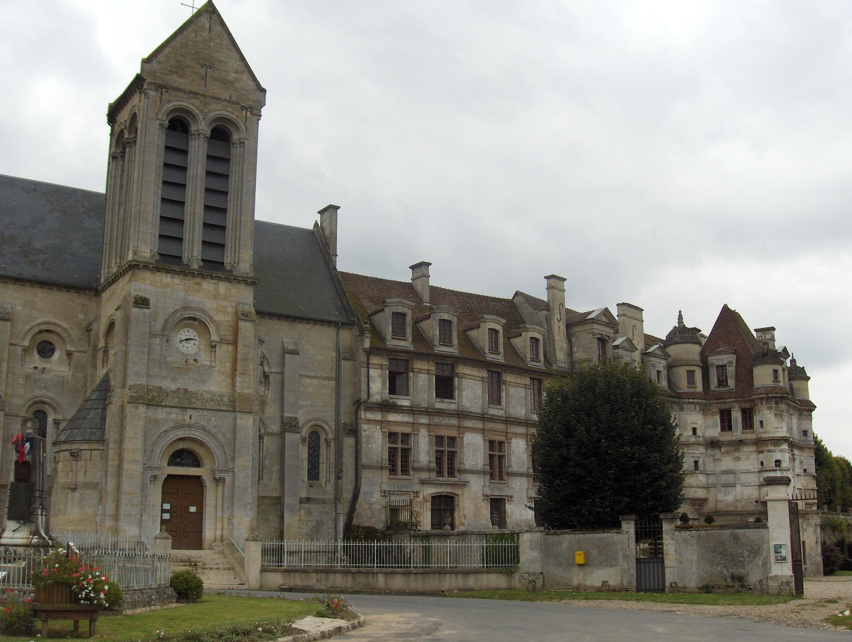 Église de l'Immaculée-Conception of Ambleville
