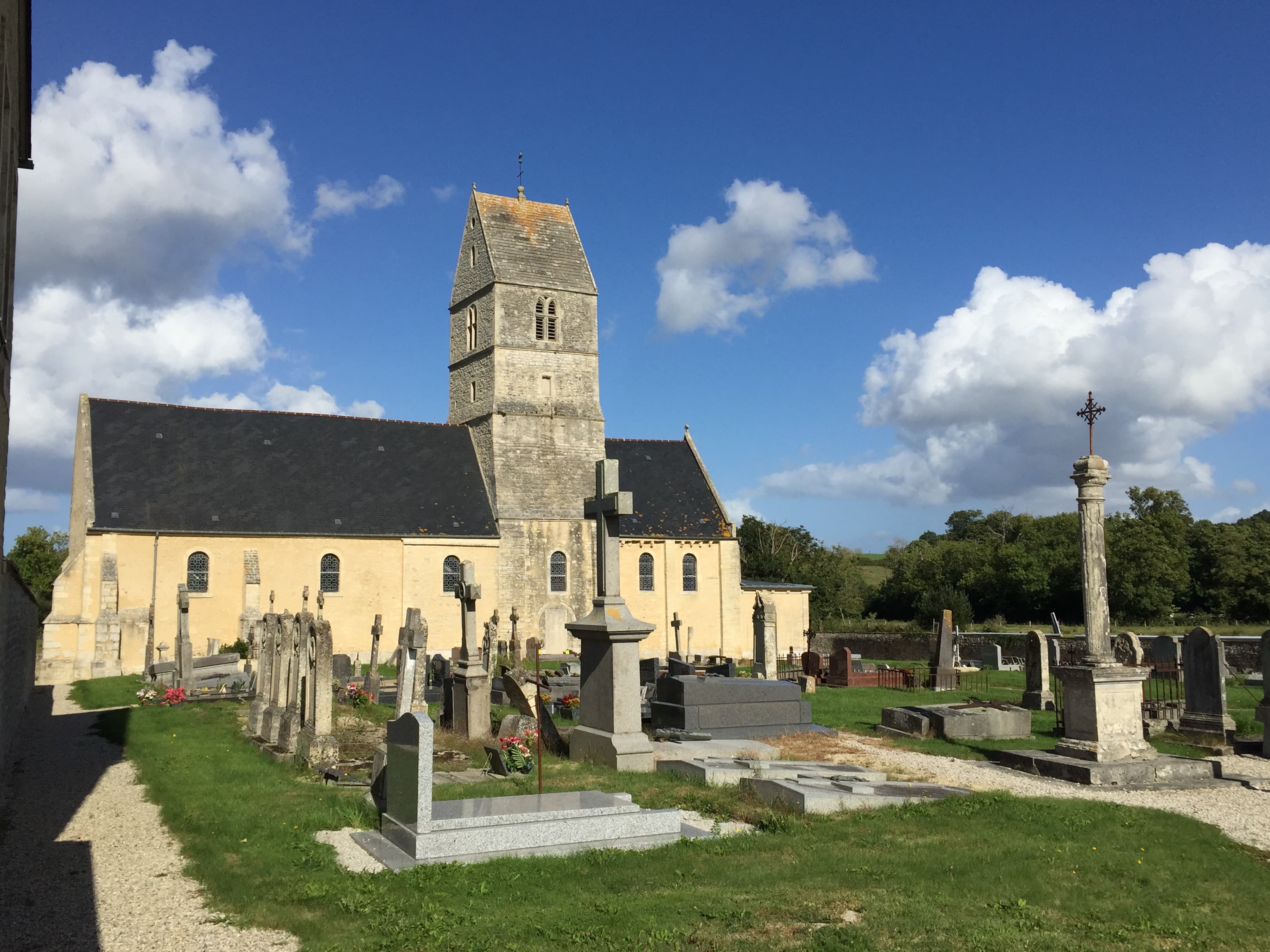Église Saint-Germain de Saonnet