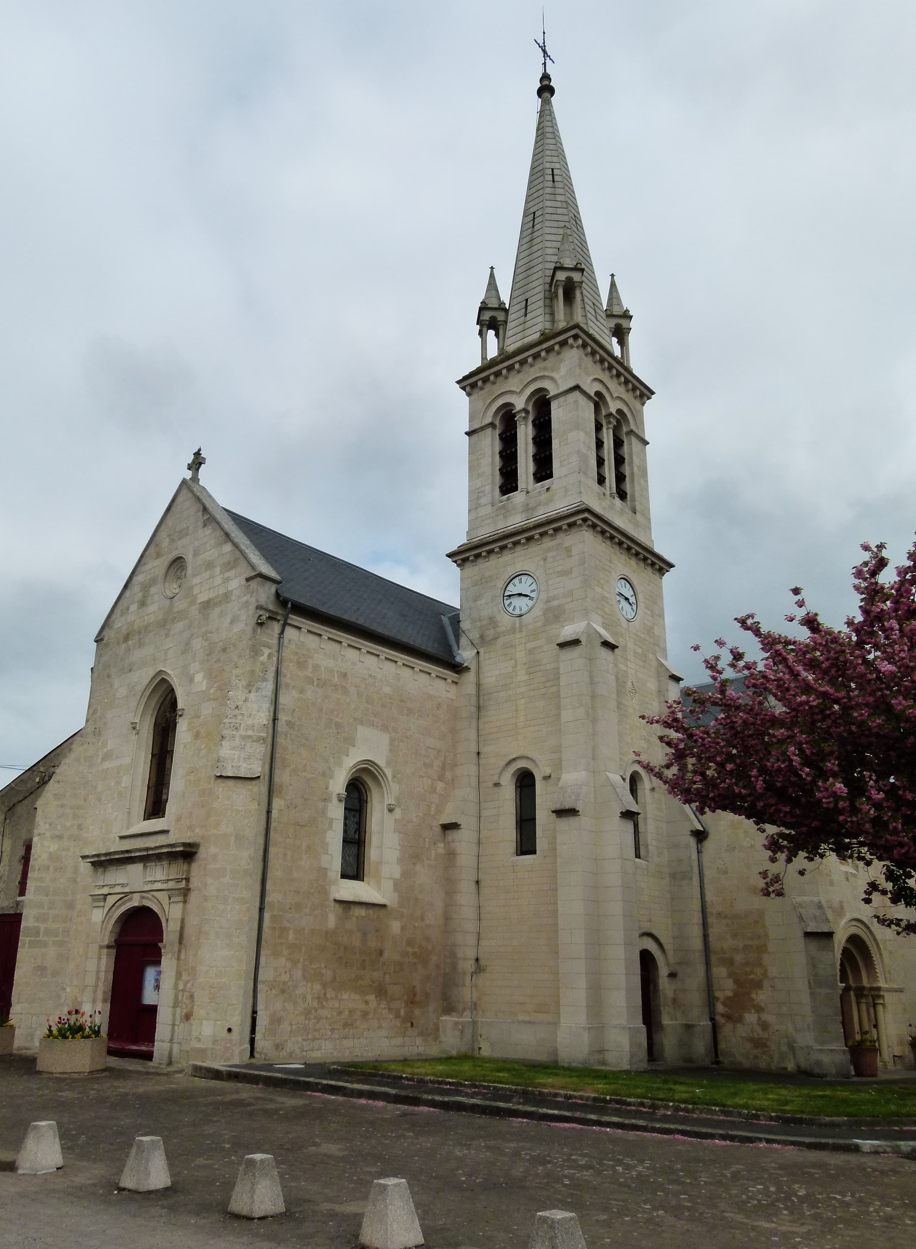 Église Saint-Etienne d'Aigrefeuille-d'Aunis