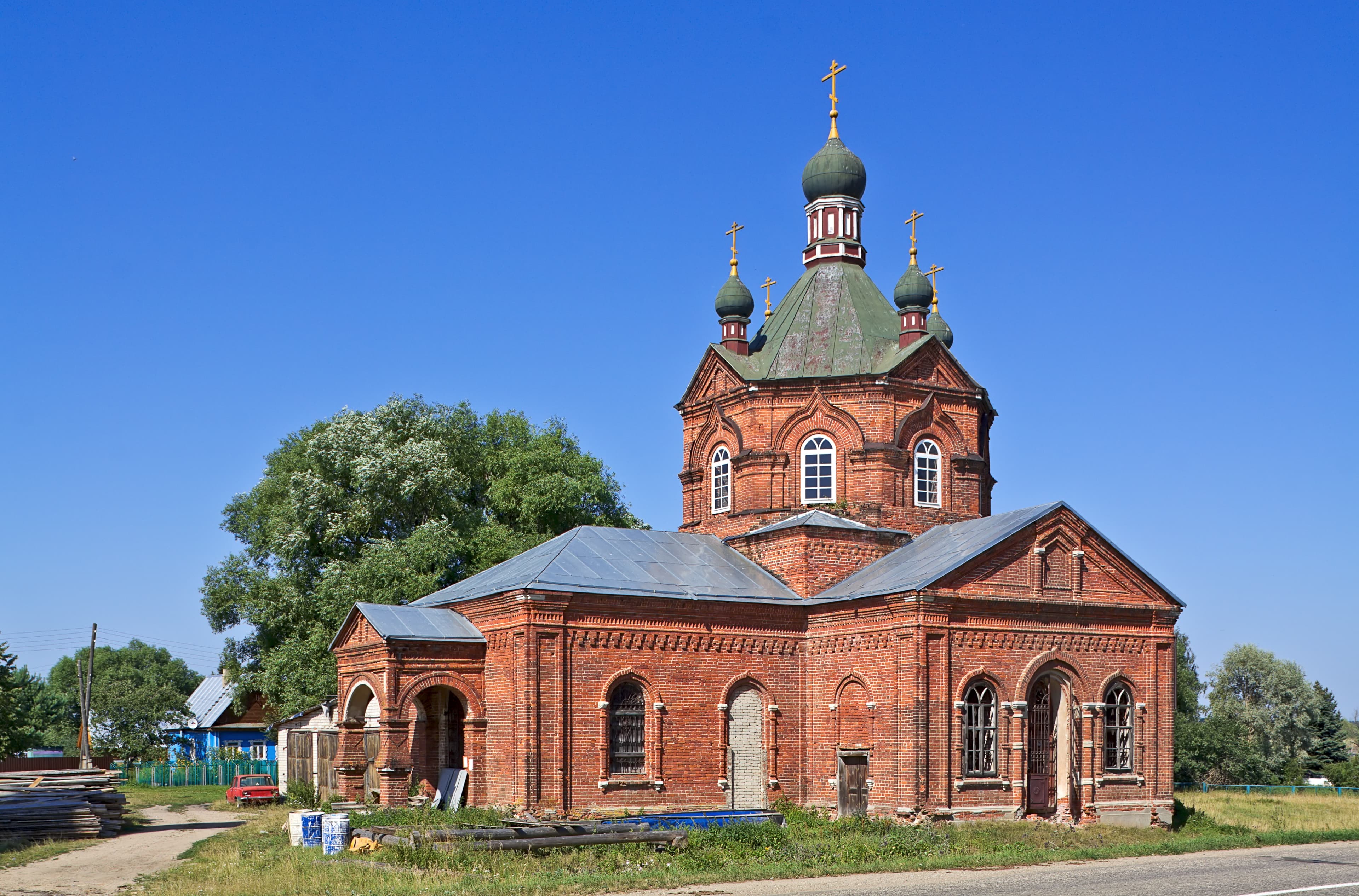 Holy Trinity Church, Elizarovo