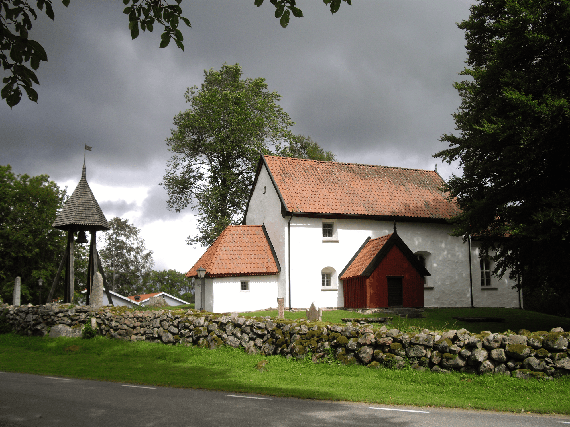 Eriksbergs gamla kyrka