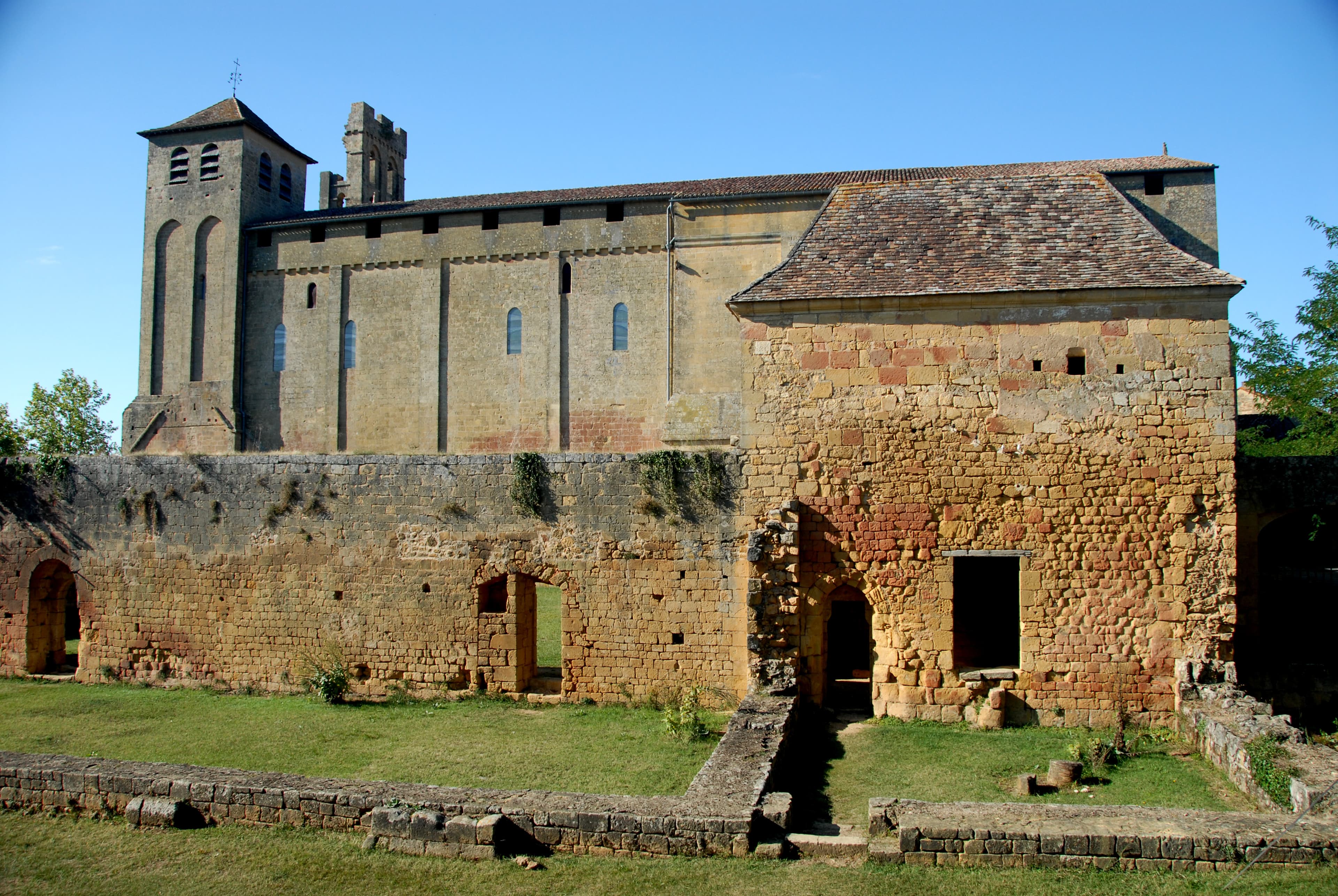 Prieuré de Saint-Avit-Sénieur