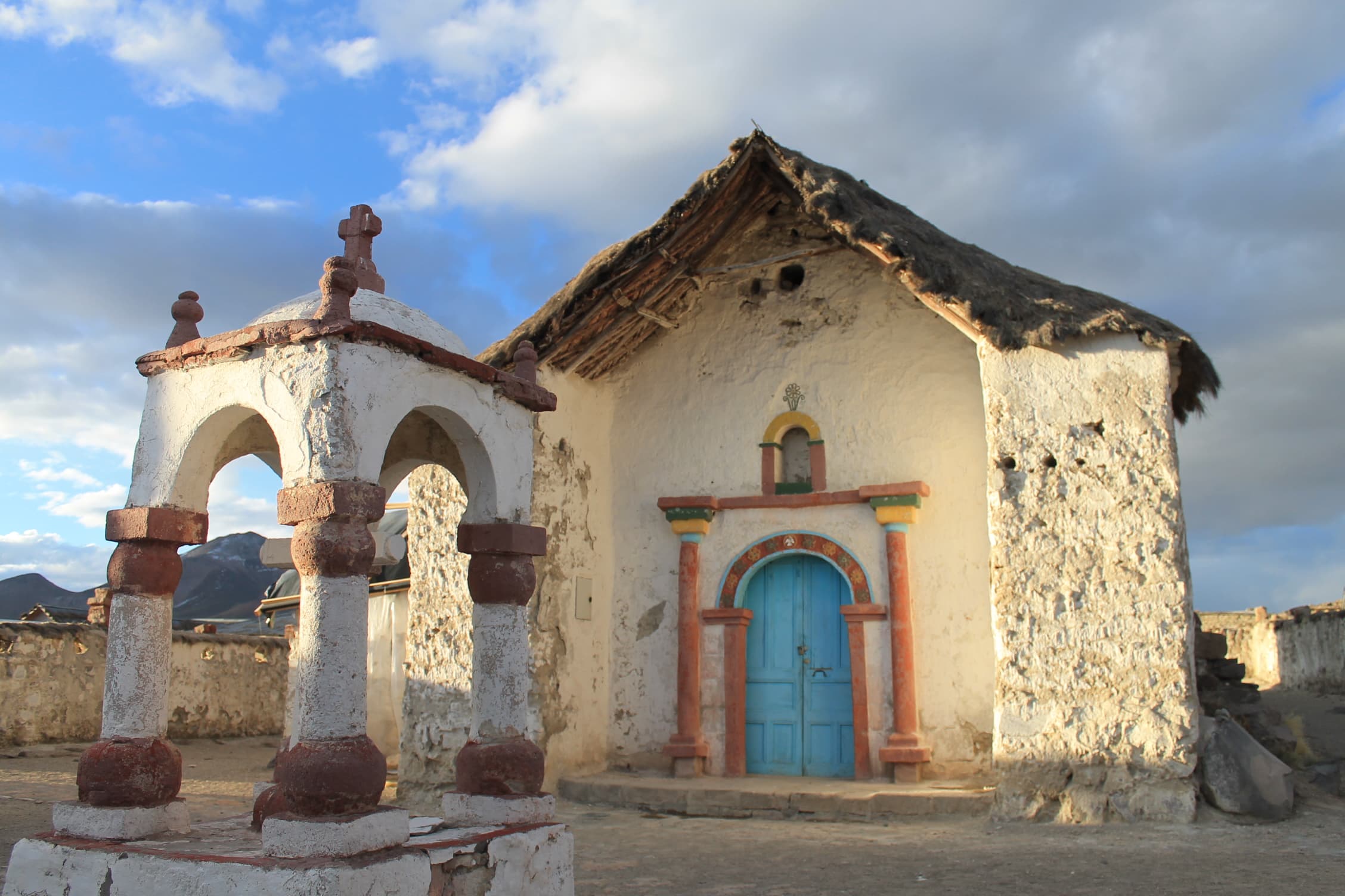 Parinacota church