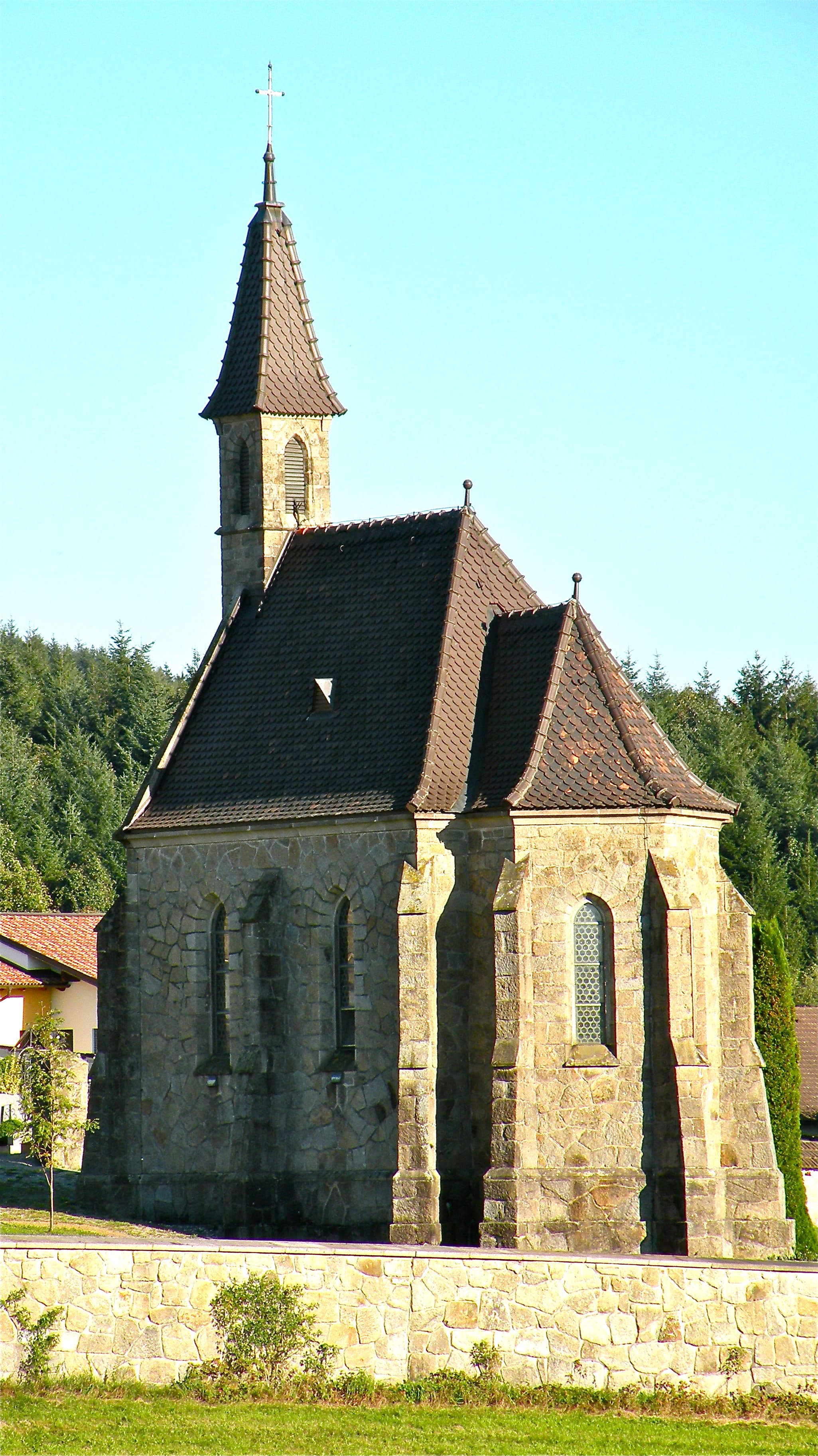 Filialkirche Heiliges Kreuz Friedhof Münzbach