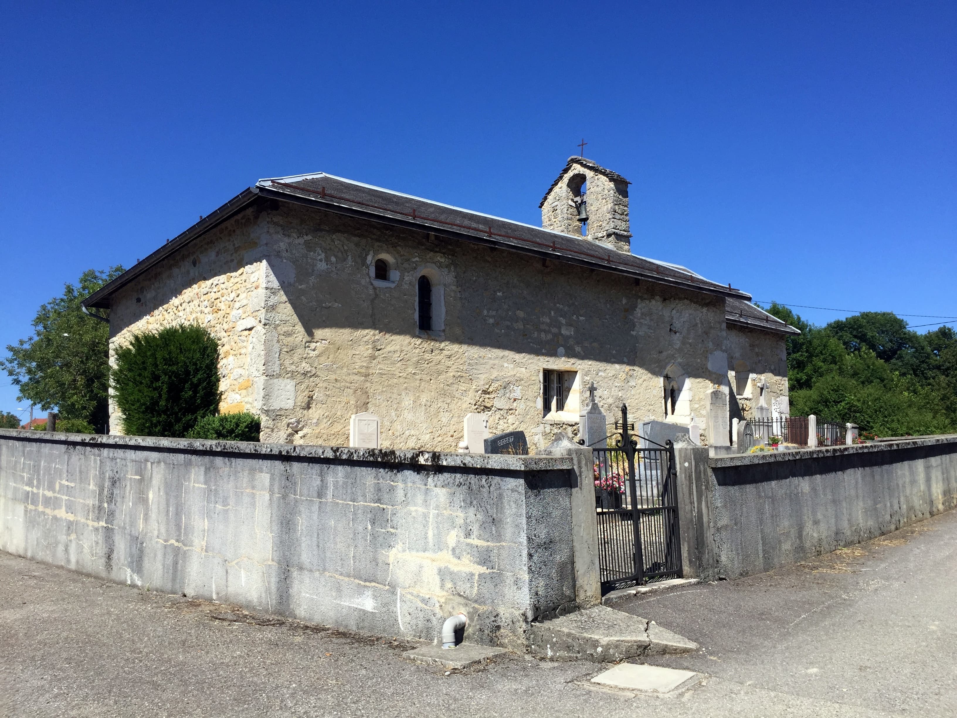 Église Saint-André de Fitignieu