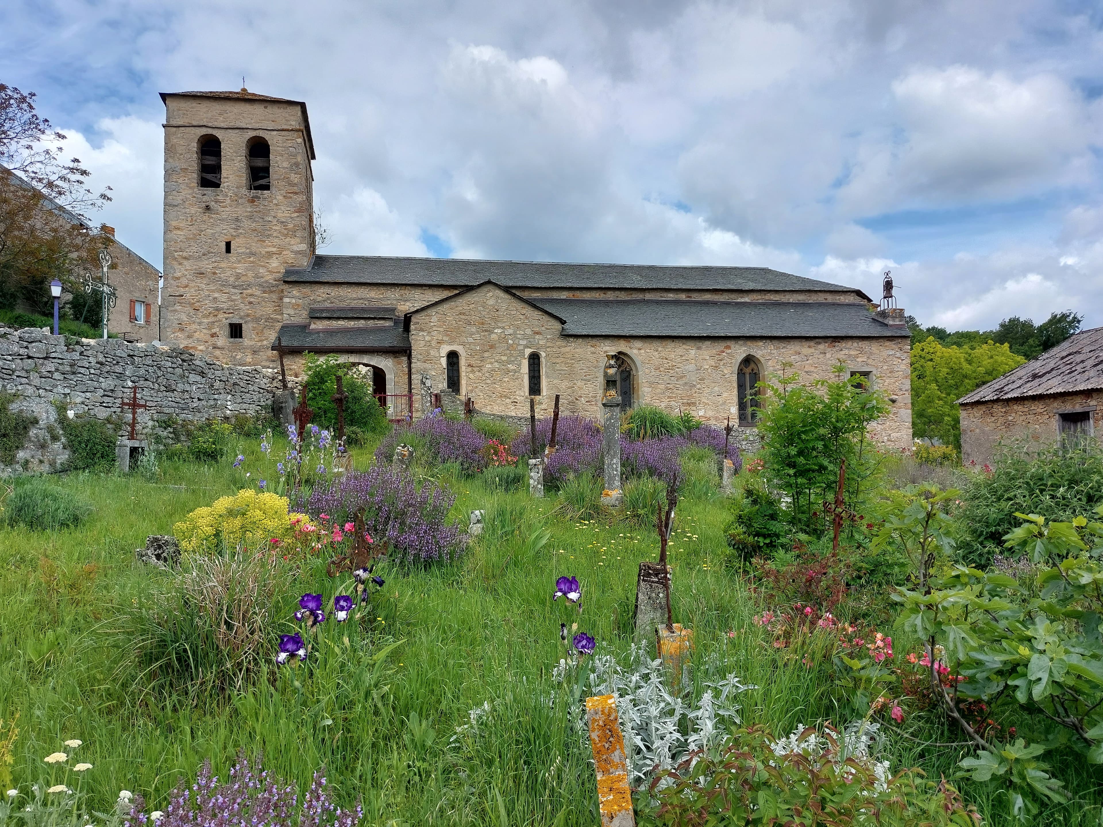 Église Saint-Clément de Fontiers-Cabardès