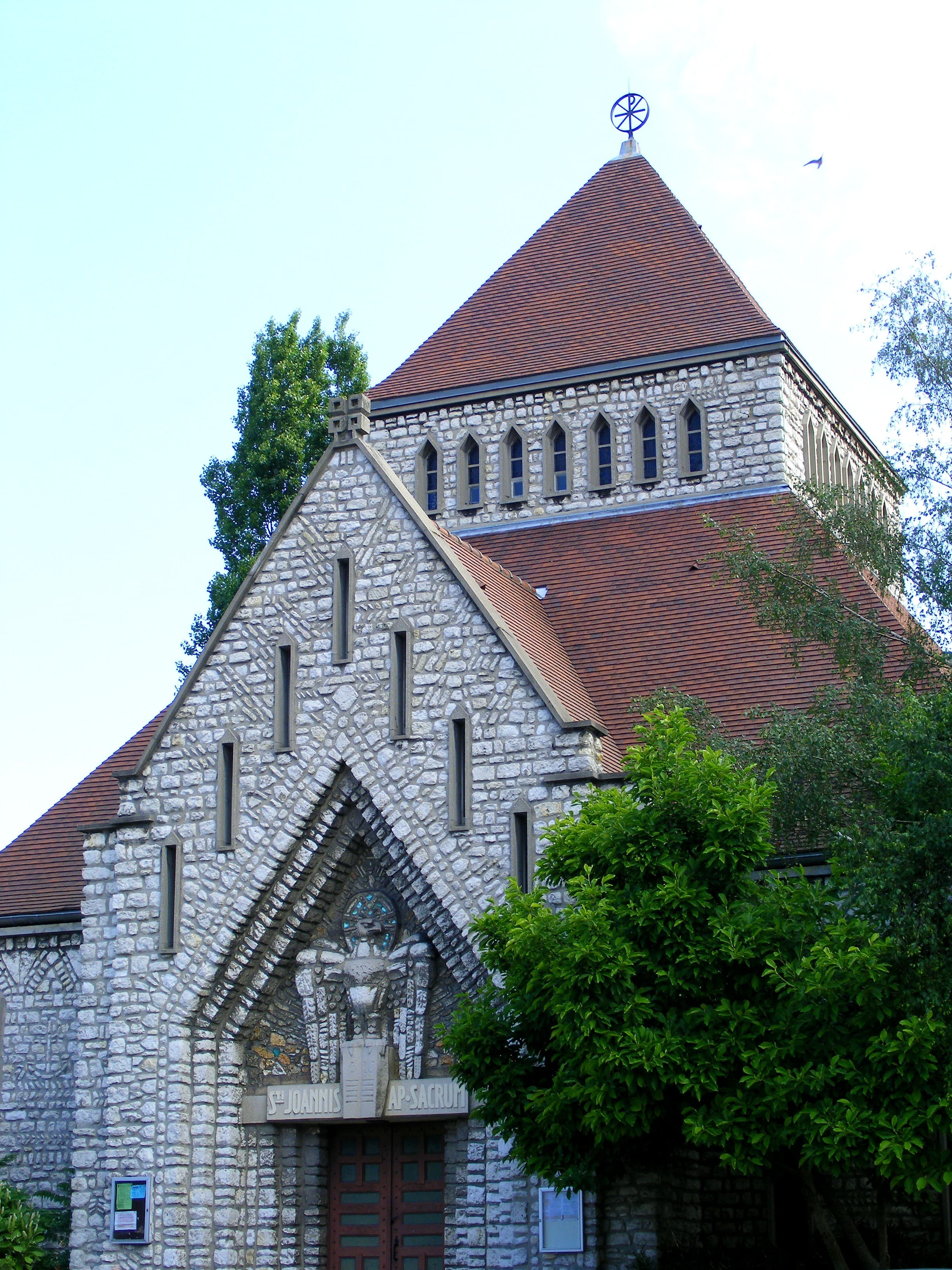 église Saint-Jean l'Évangéliste de Cachan