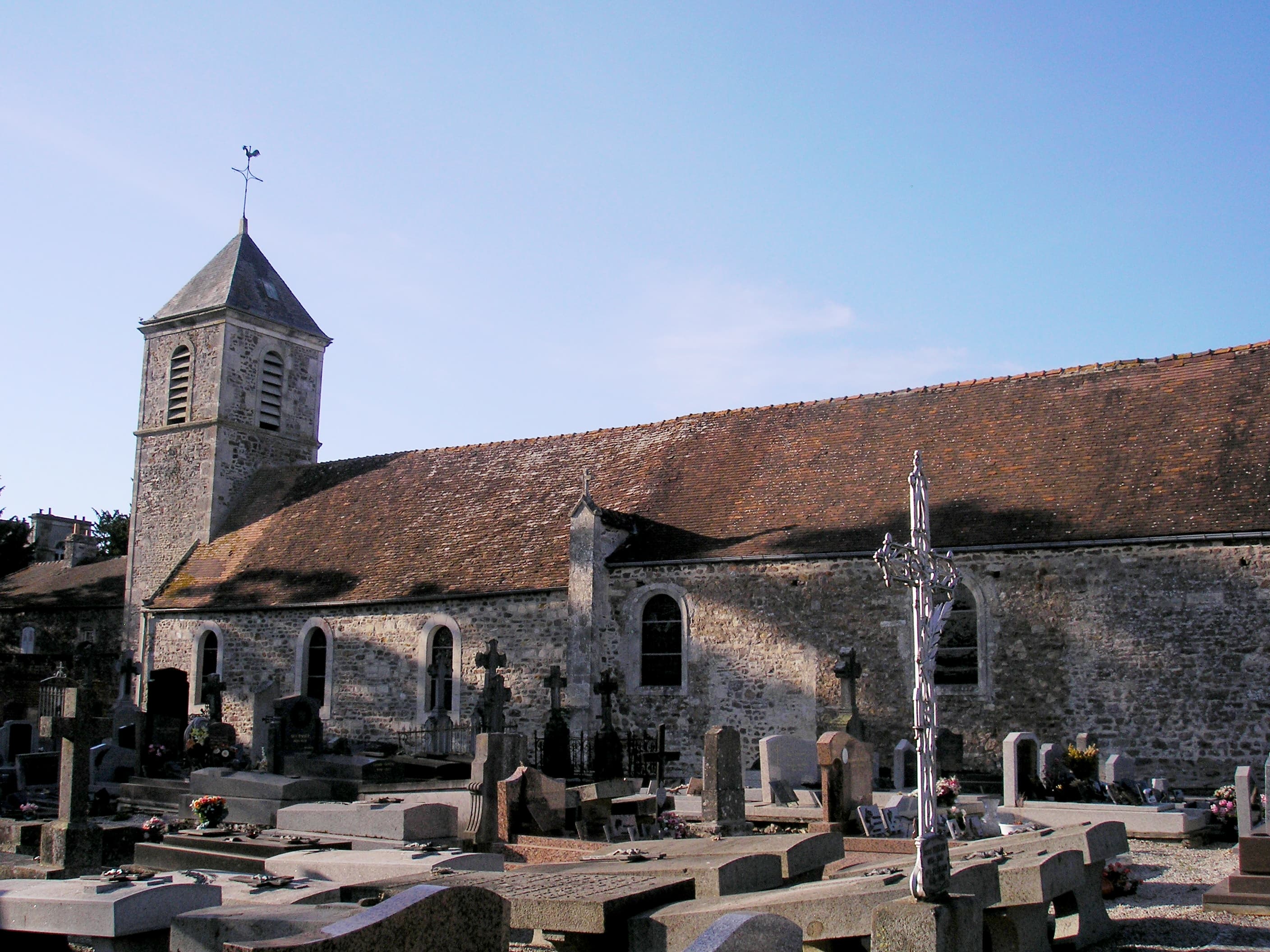 Église Saint-Pierre de Fourneaux-le-Val