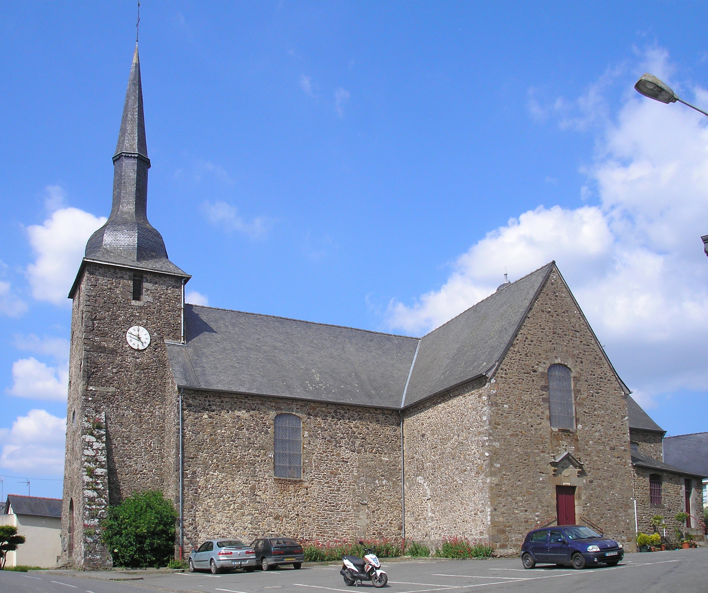 église Saint-Martin du Bourgneuf-la-Forêt