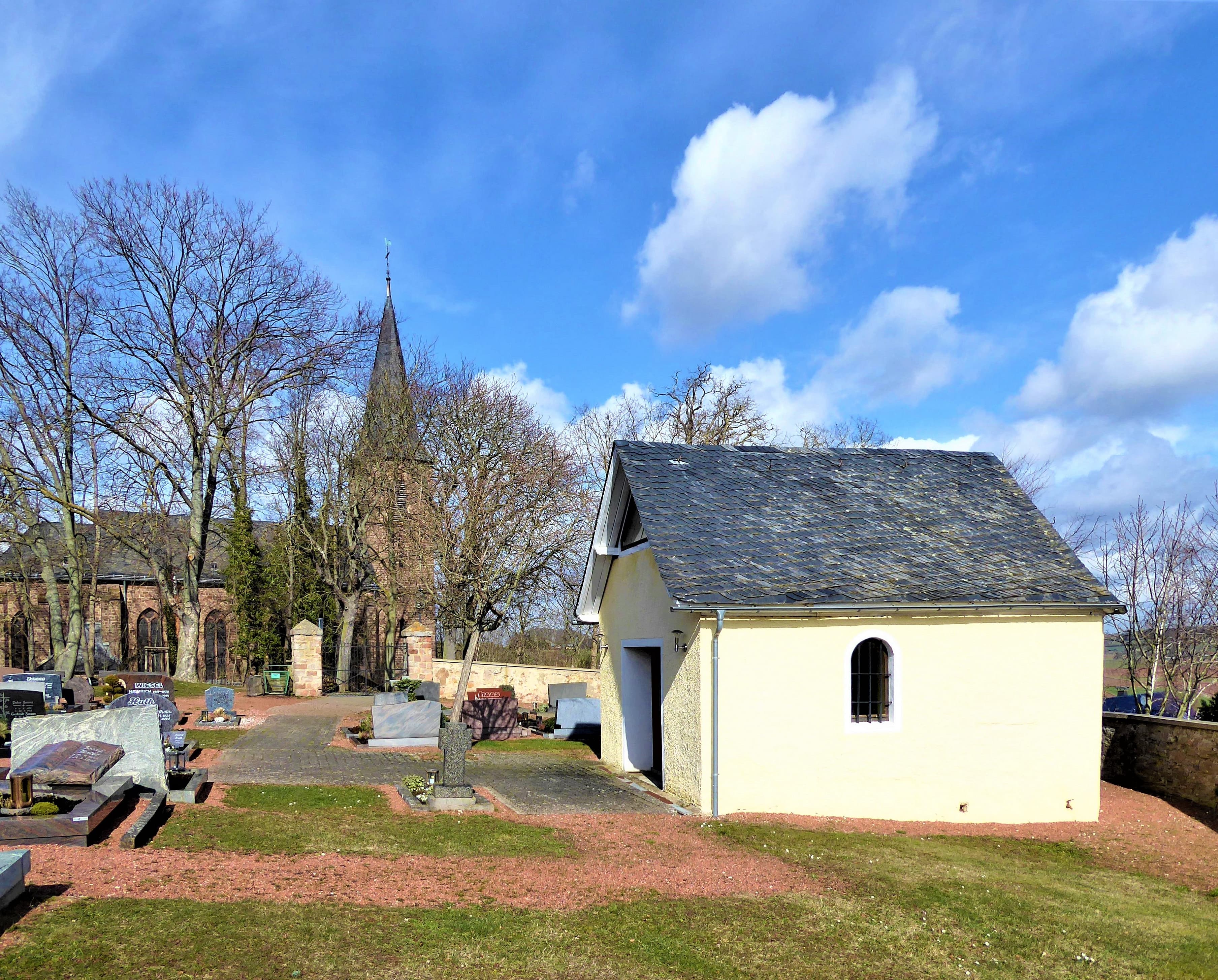 Cemetery chapel Harzheim