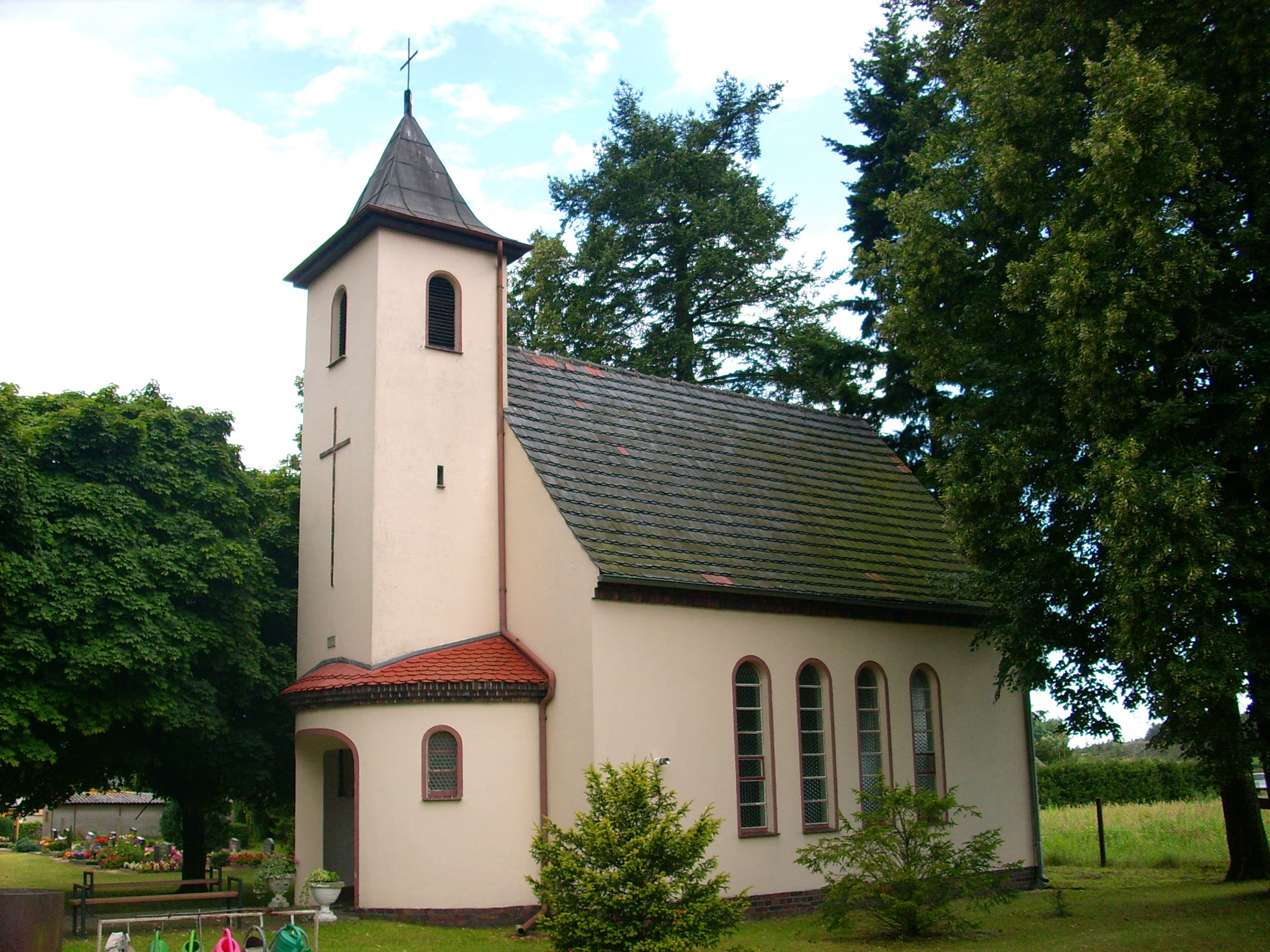 Friedhofskapelle Weißkollm