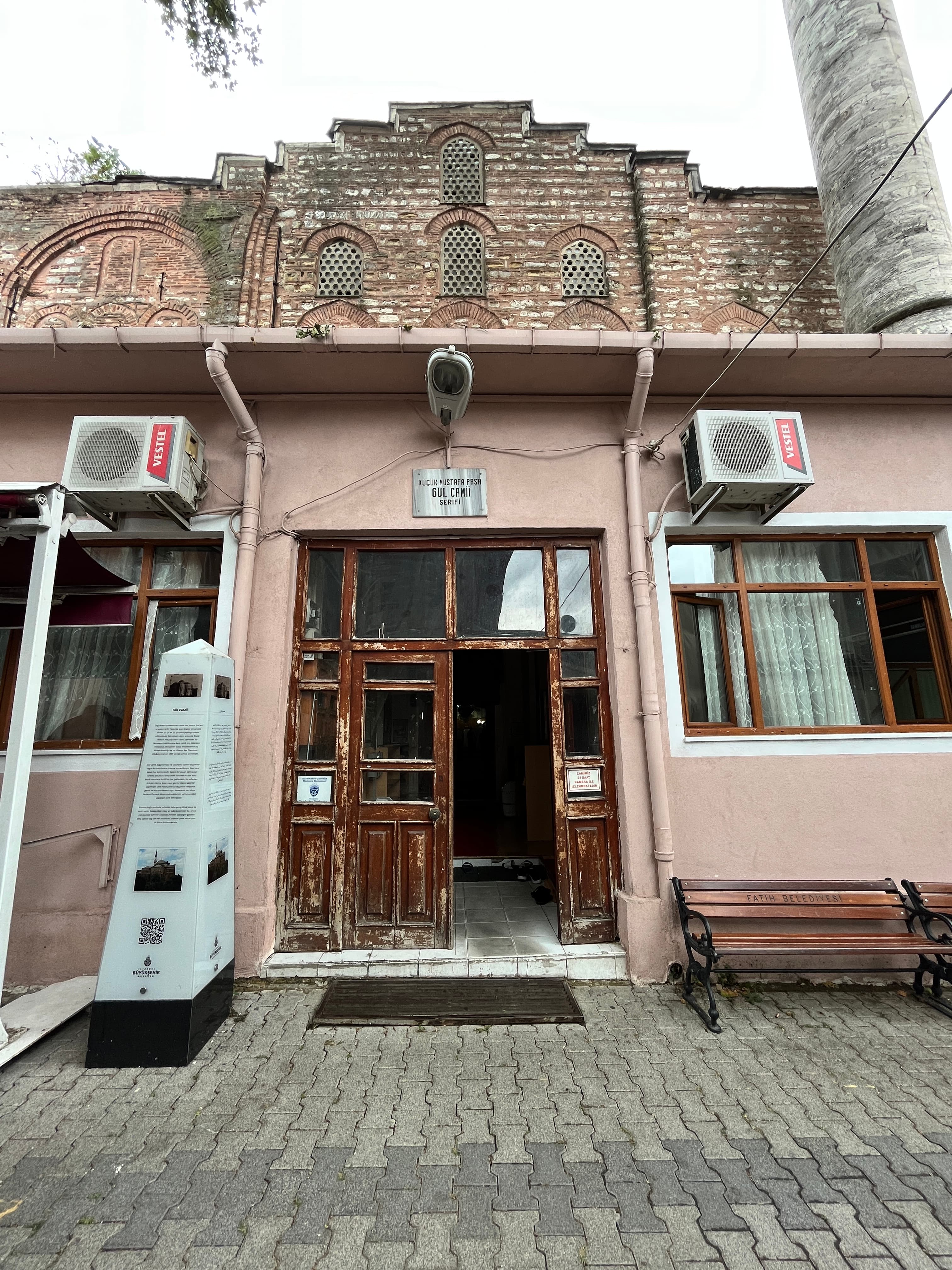 Gül Mosque