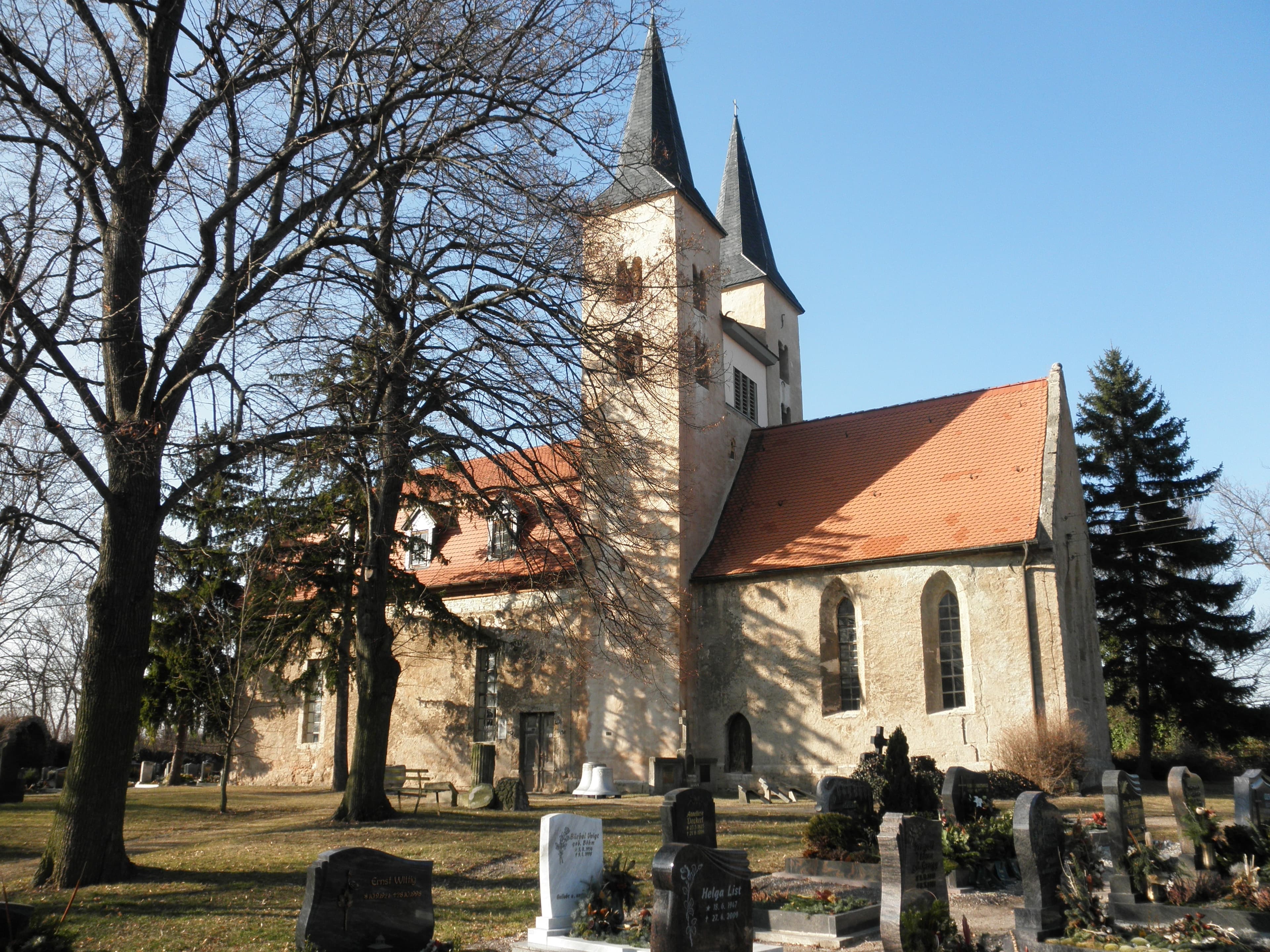 Saint Gangolf Church (Gangloffsömmern)