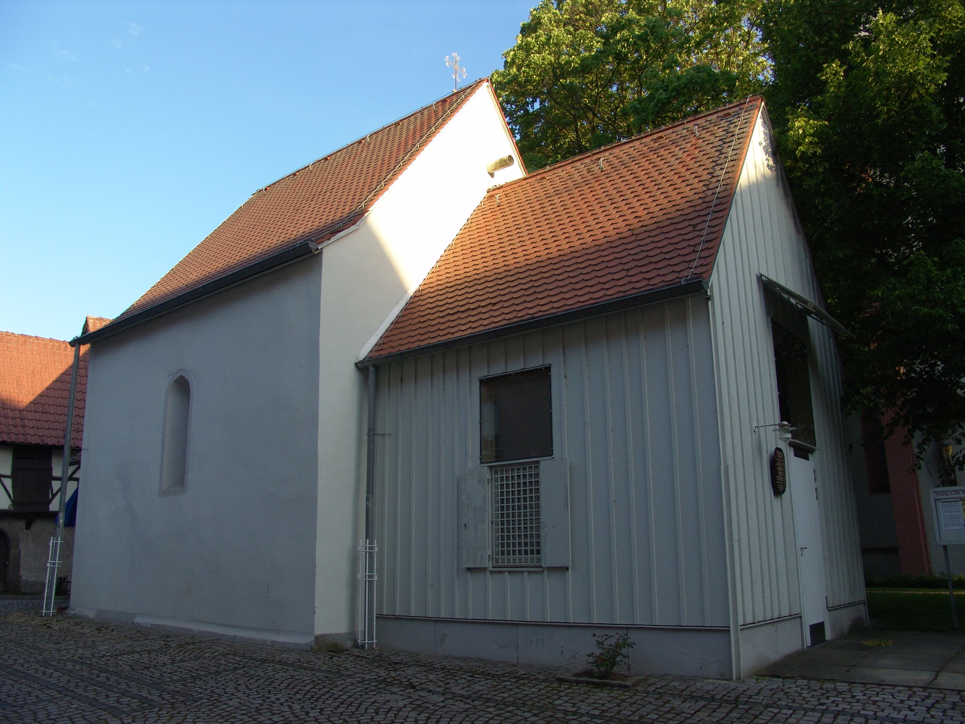 Friedhofskapelle Gaden 27 in GeLenrsheim