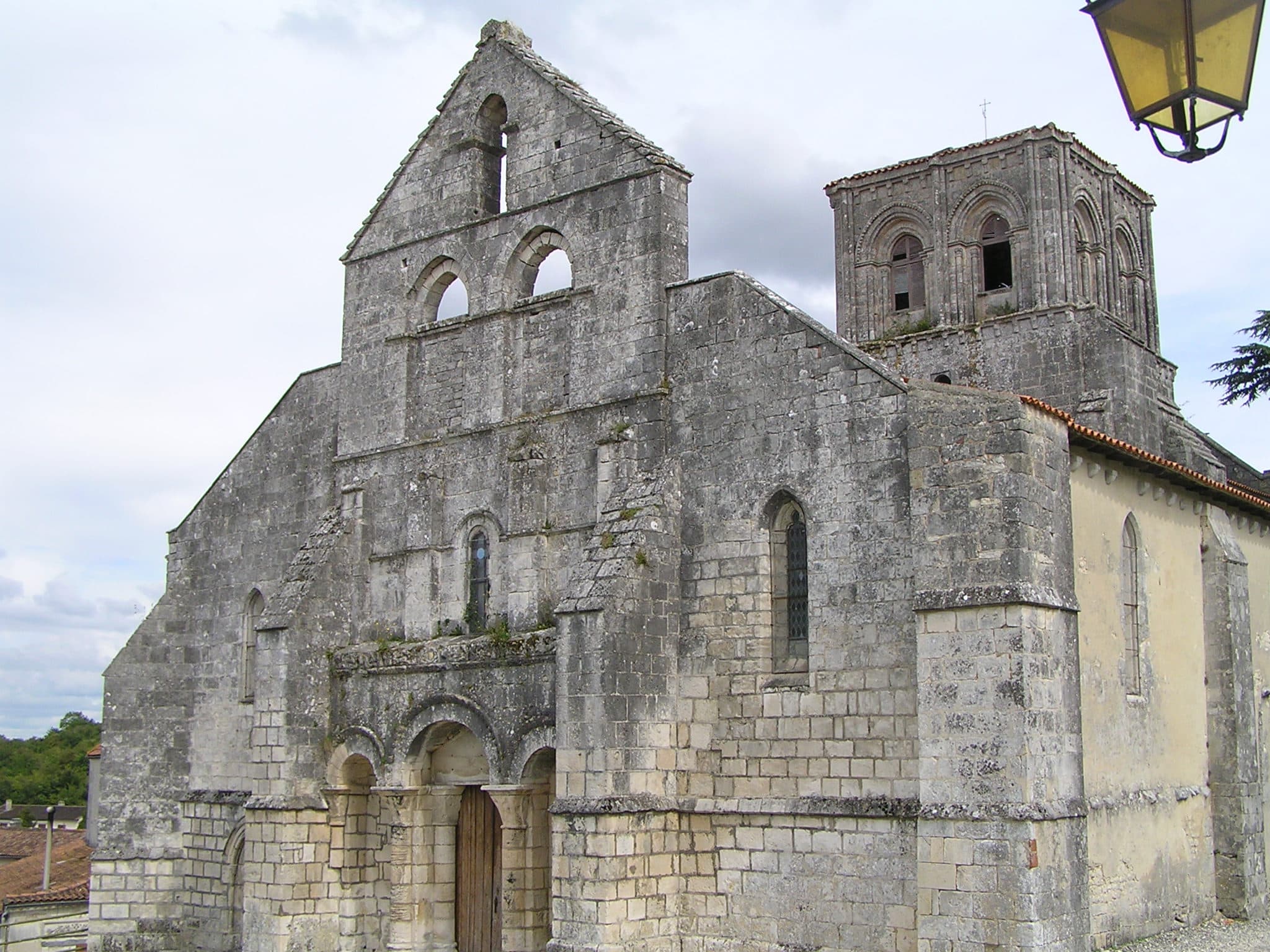 Église Saint-Médard (Genté)