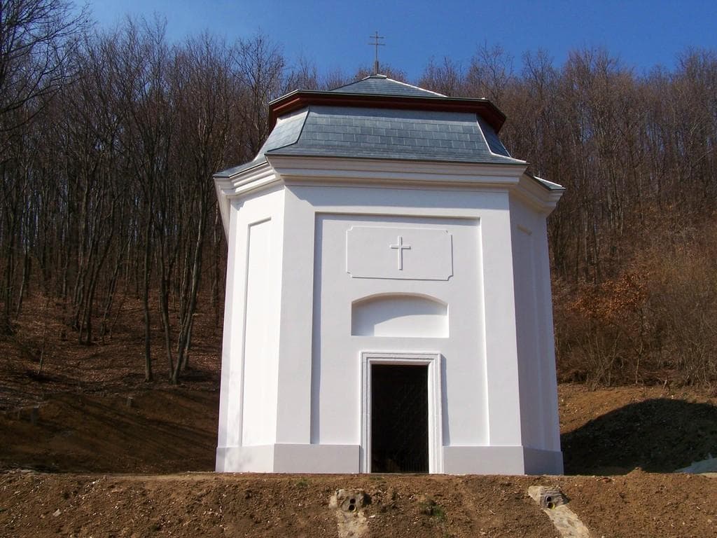 Saint Anne Chapel, Bélapátfalva