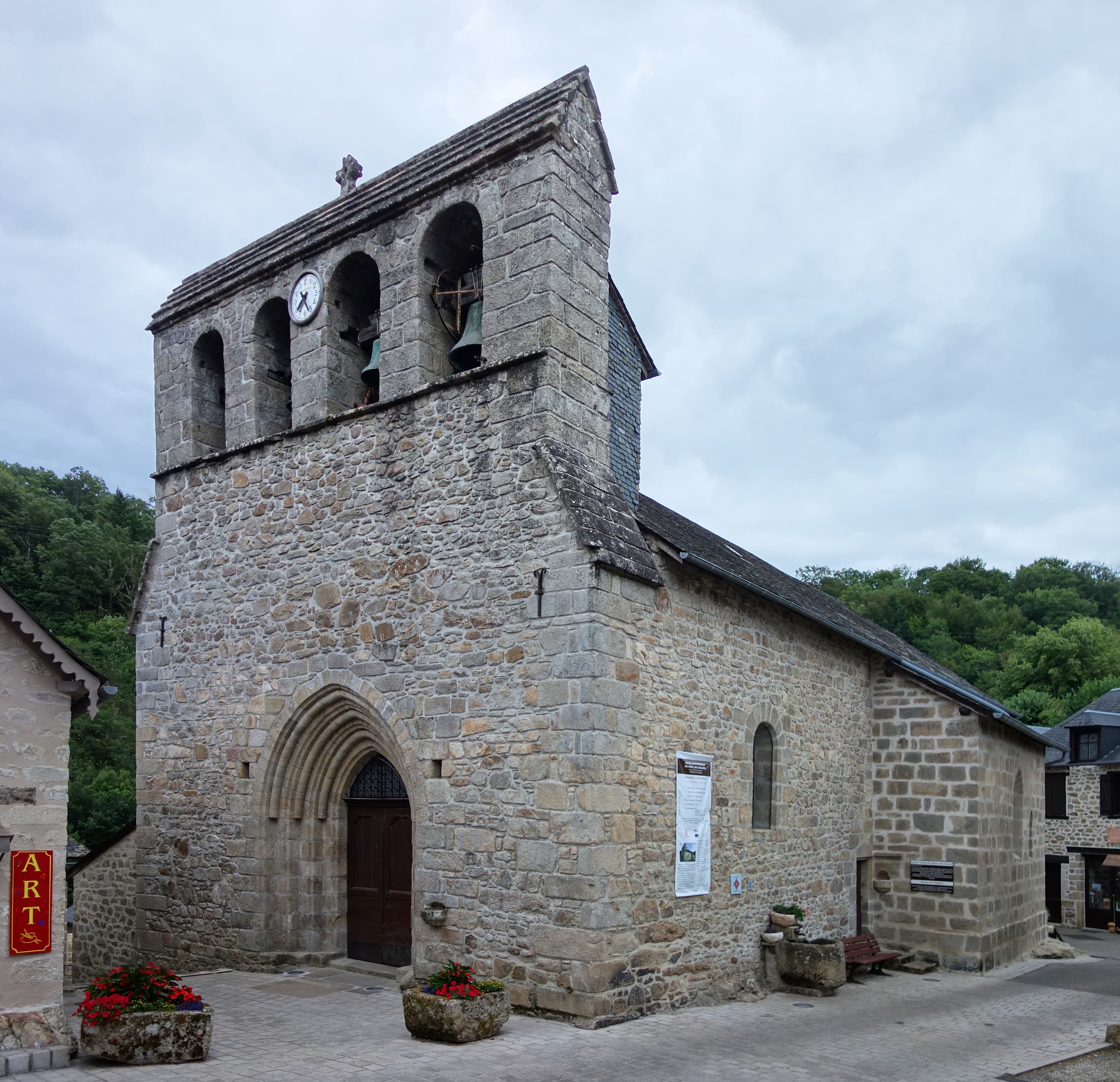 église Saint-Pardoux (Gimel-les-Cascades)