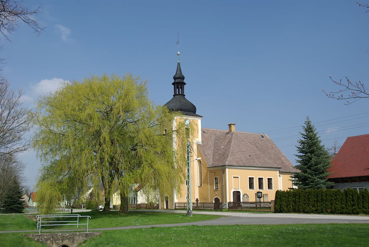Village church Groß Schacksdorf