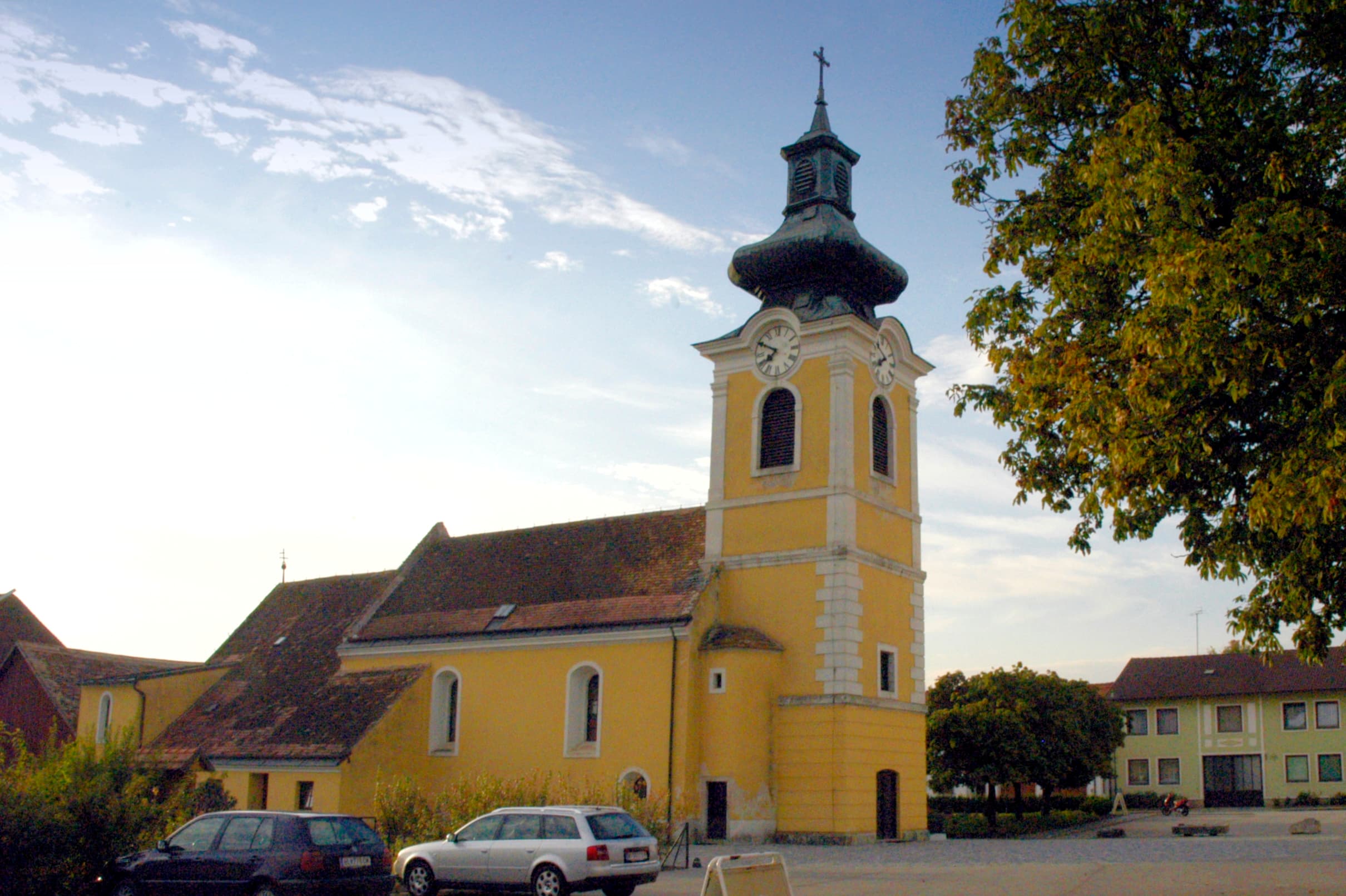 Pfarrkirche Großnondorf