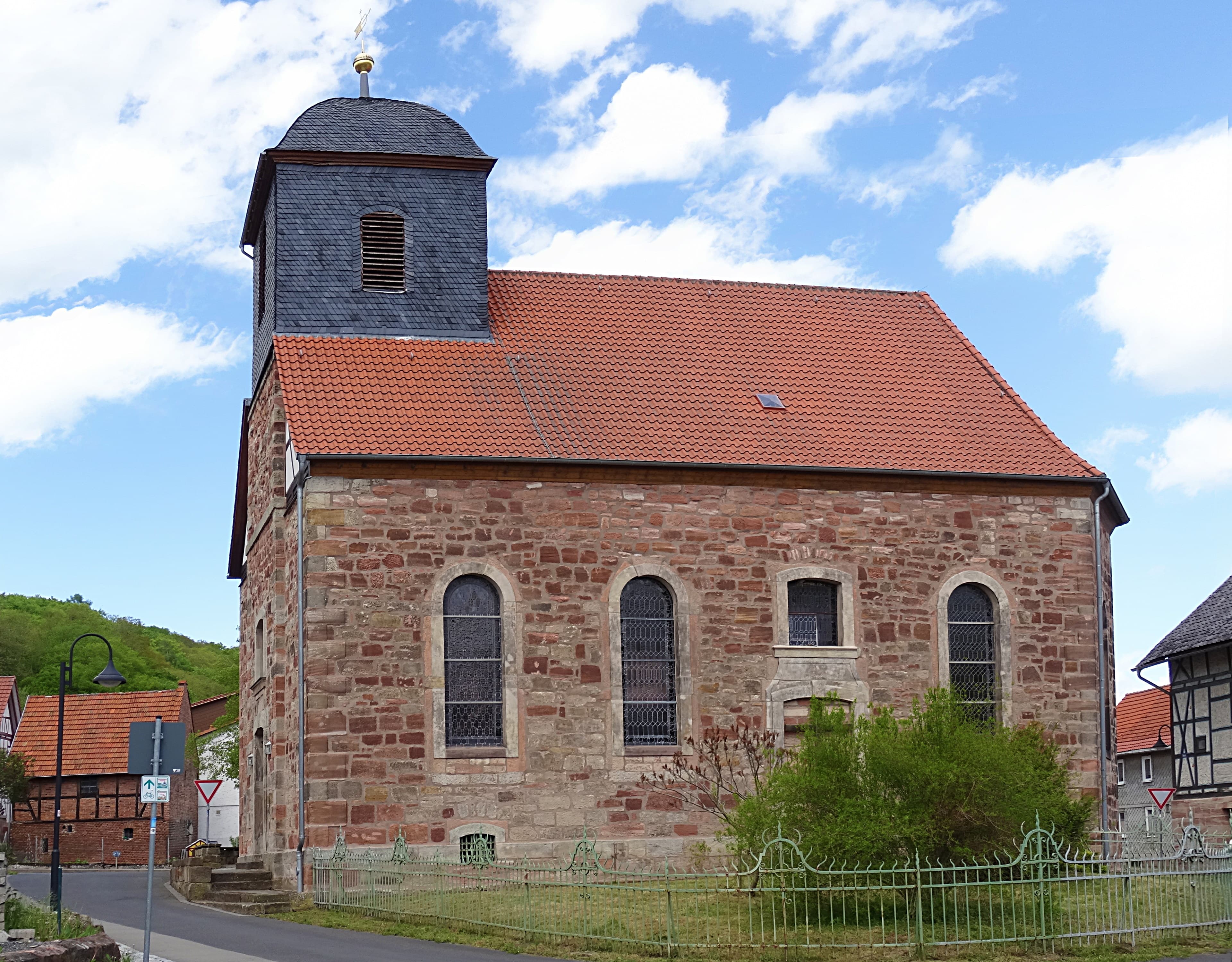 Protestant Church (Großtöpfer)