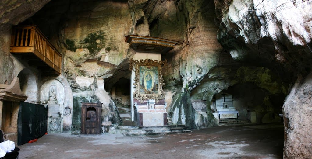 Angel's Cave