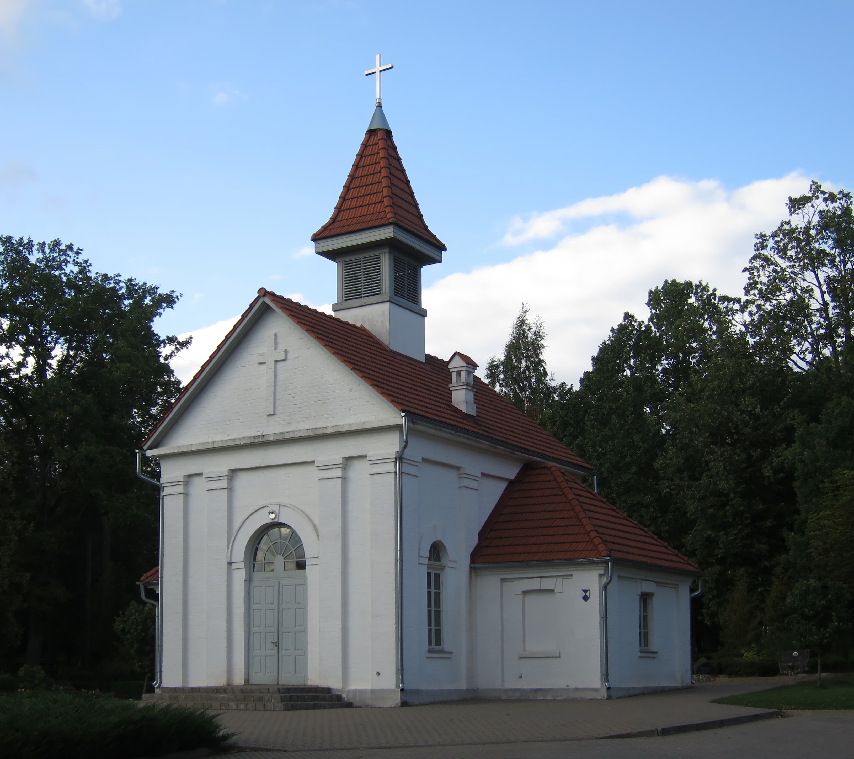 Cemetery chapel in Gulbene