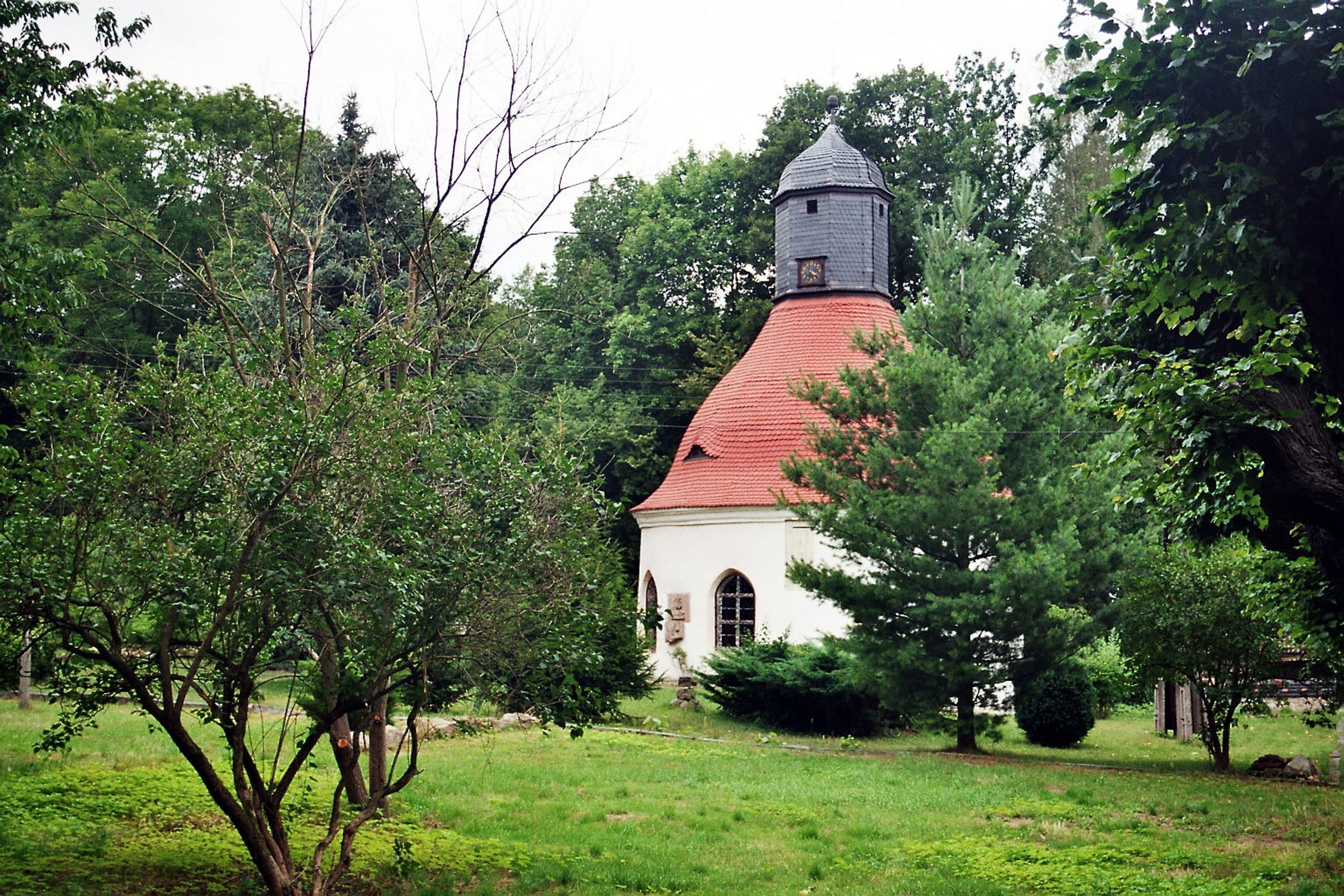 Guteborn manor chapel
