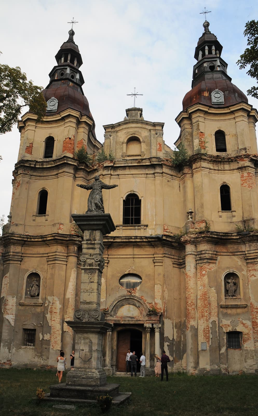 Saint Anthony of Padua church of Bernardine monastery, Hvizdets